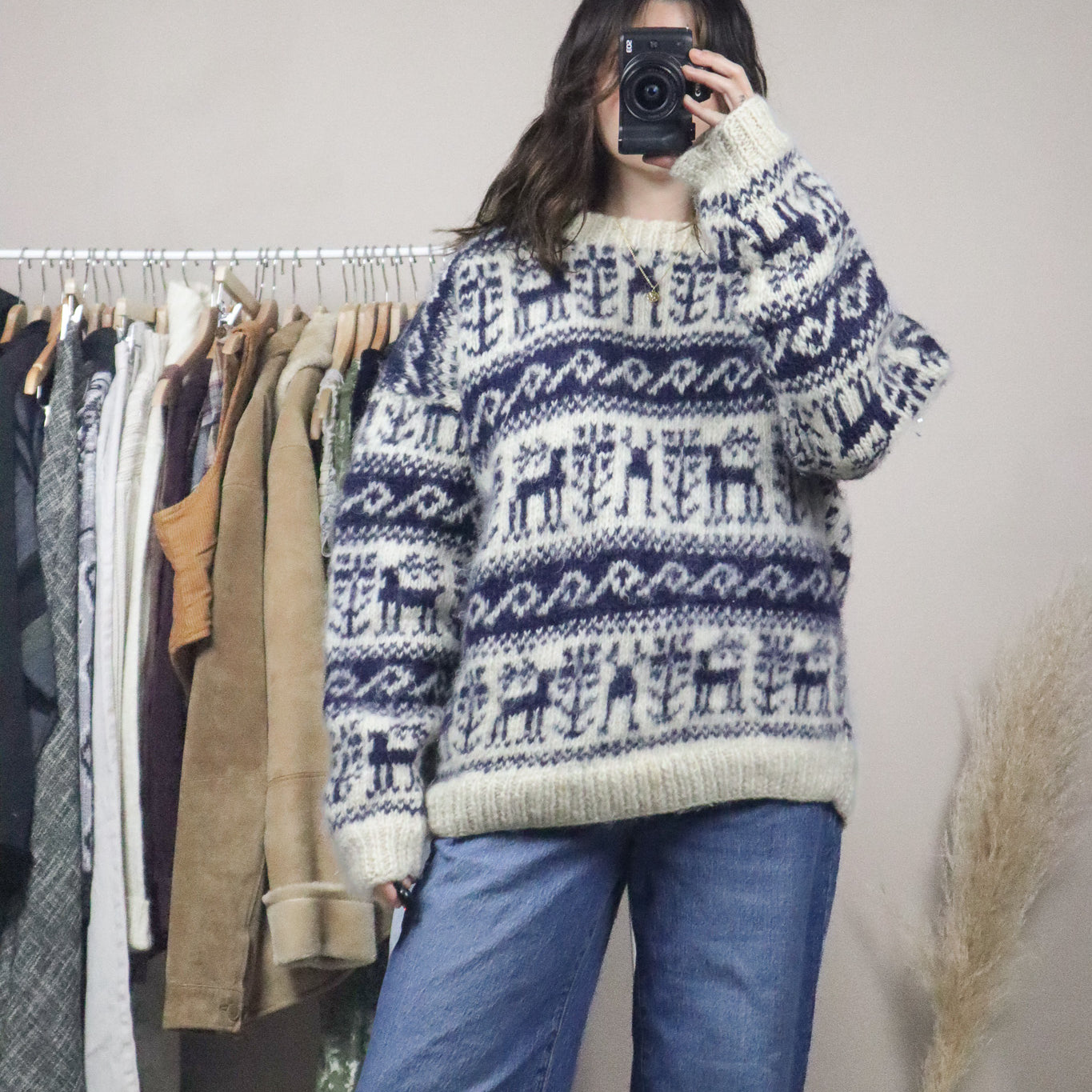 Made in Nepal x Vintage x Handknit Chunky Sweater (L/XL)