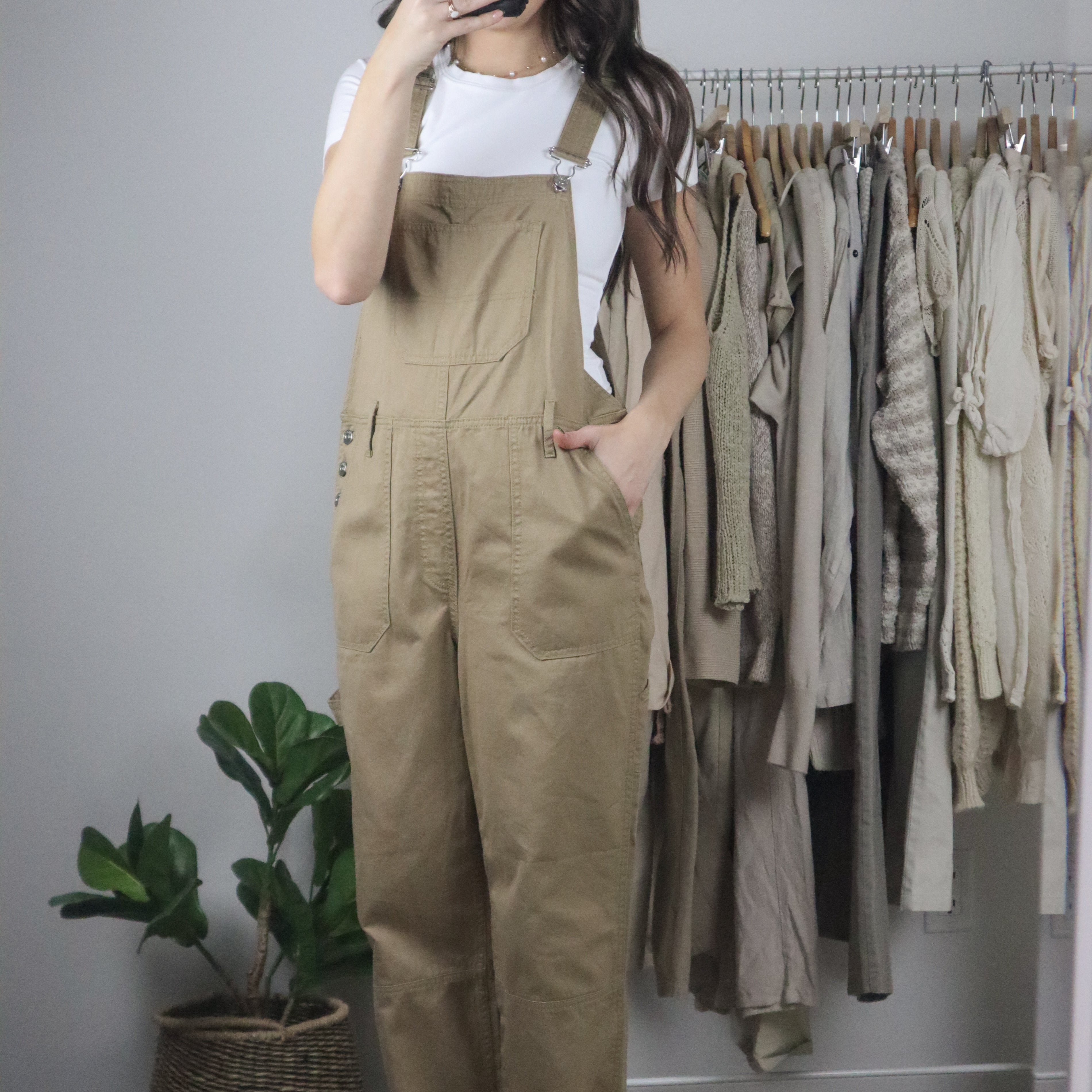 Modern x Overalls (4/6)