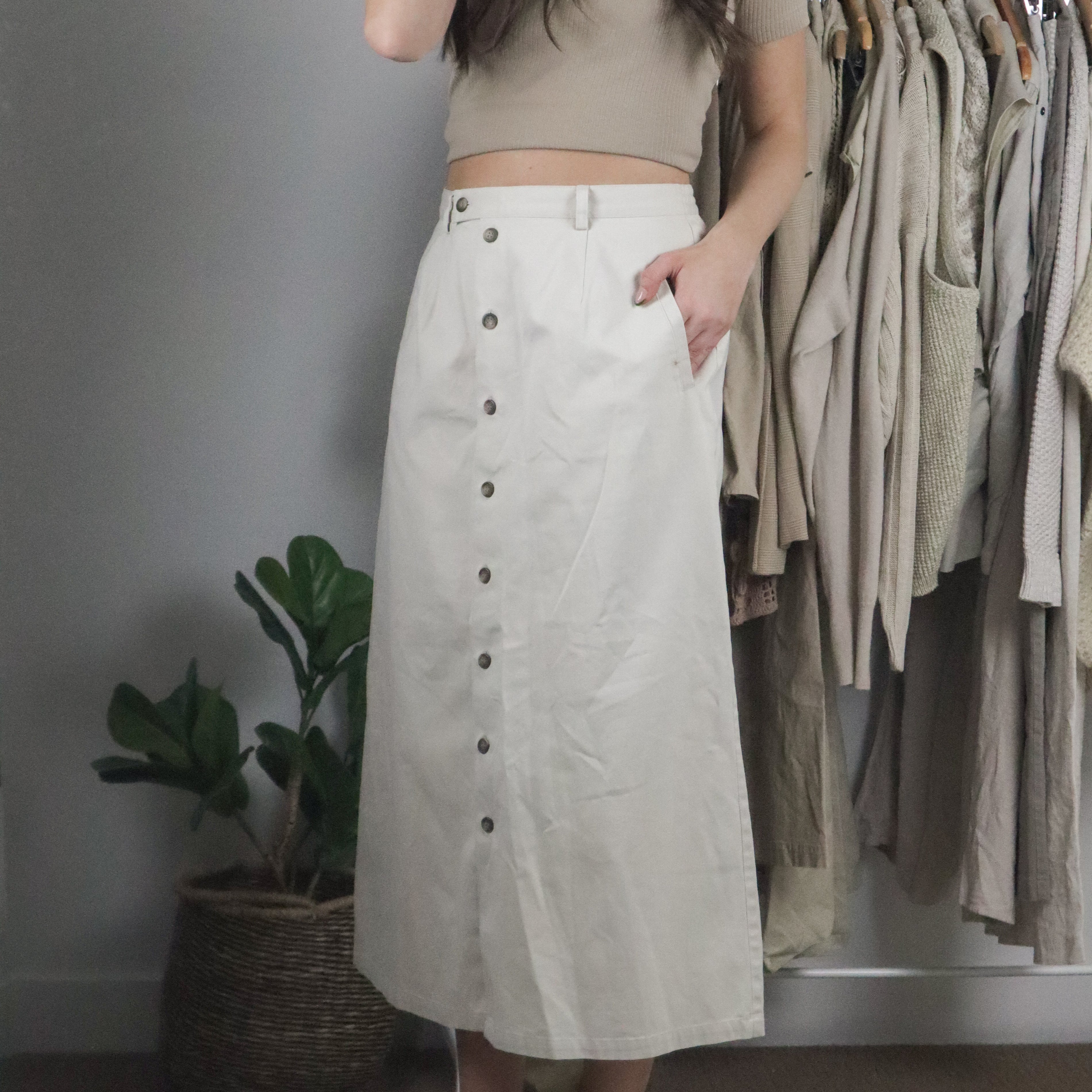 Vintage x Button Maxi Skirt (6/8)