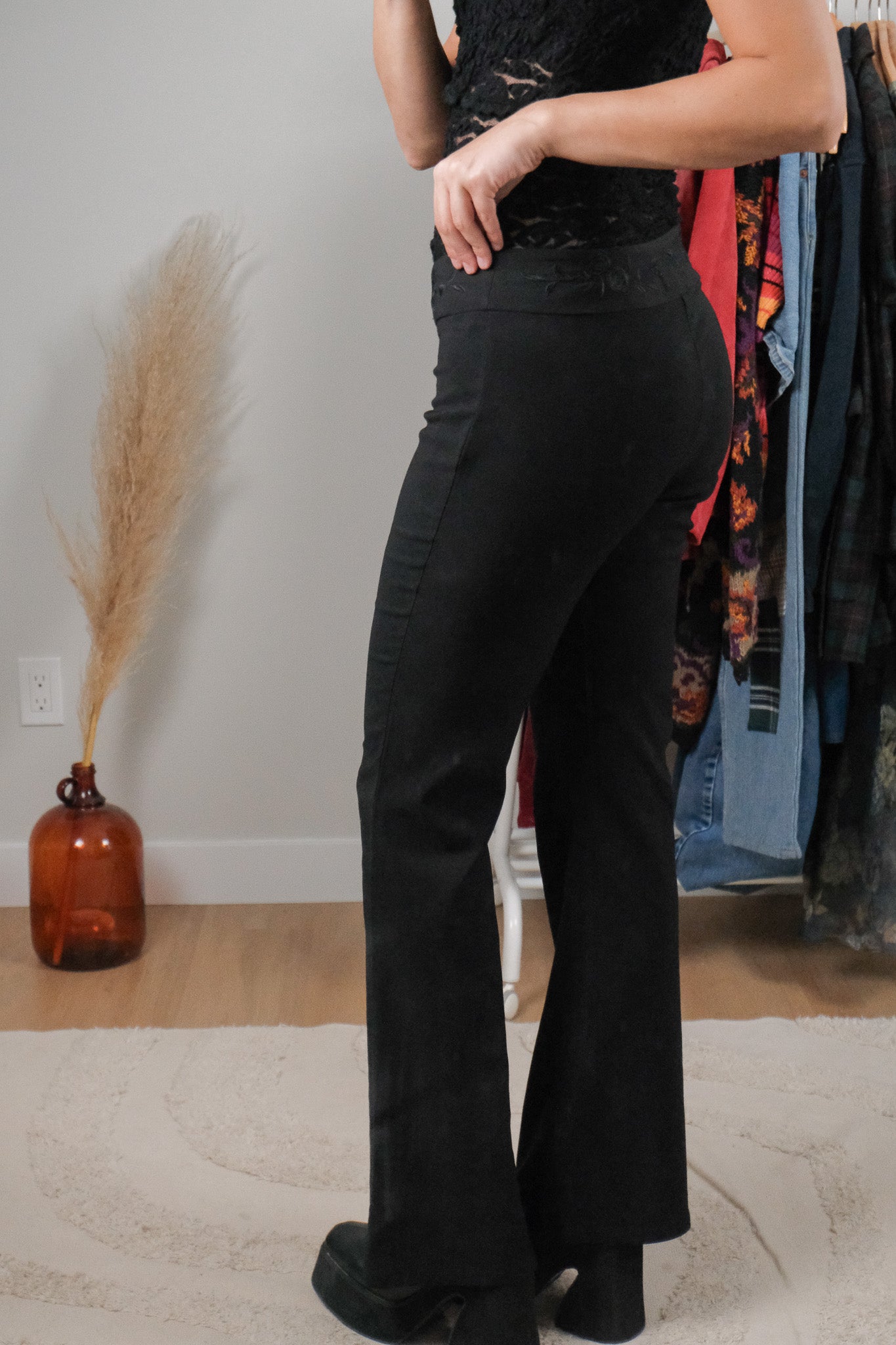 Vintage x Embroidered Low Rise Flare Pants (S)