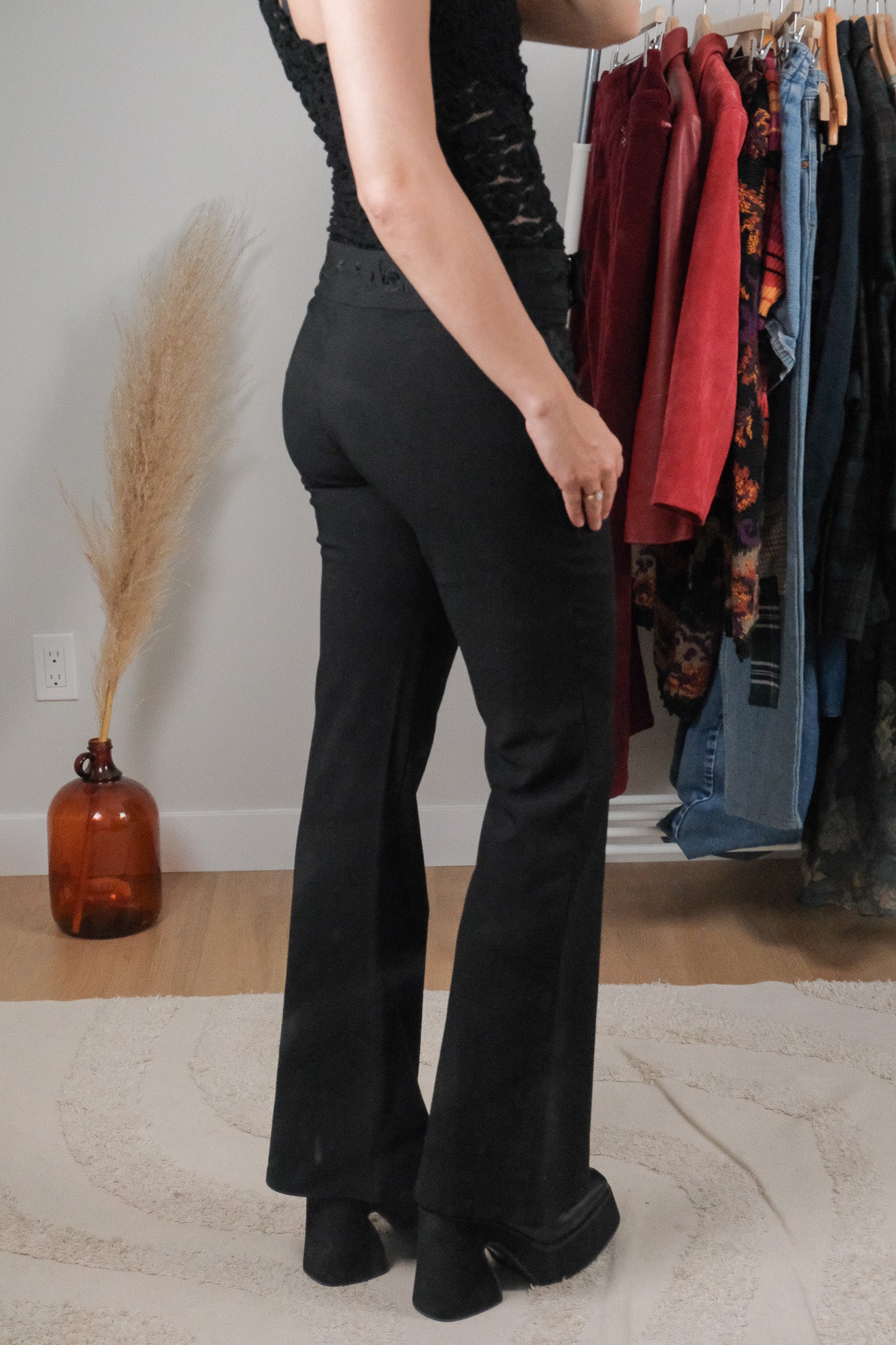 Vintage x Embroidered Low Rise Flare Pants (S)