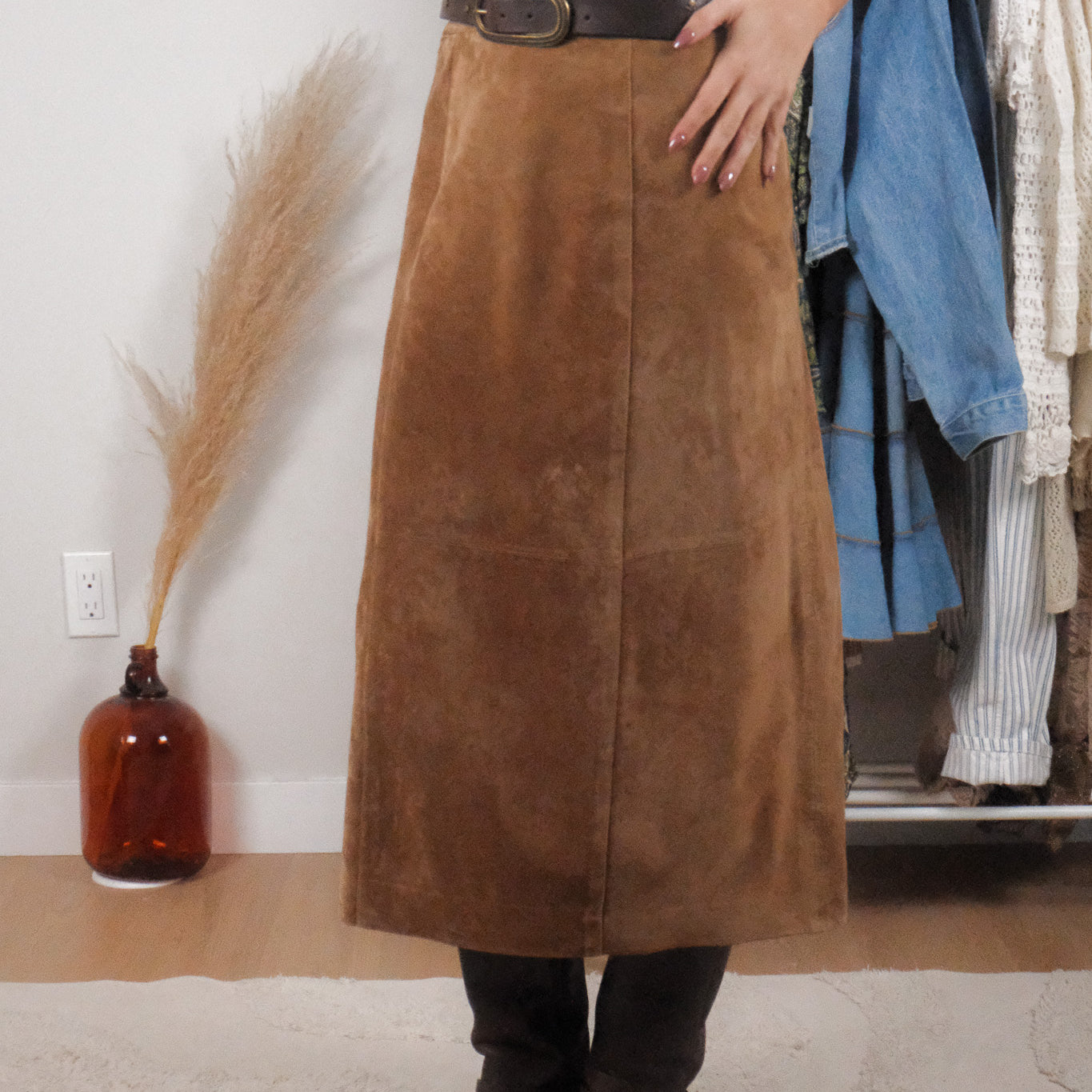 Vintage x Suede Midi Skirt (10)