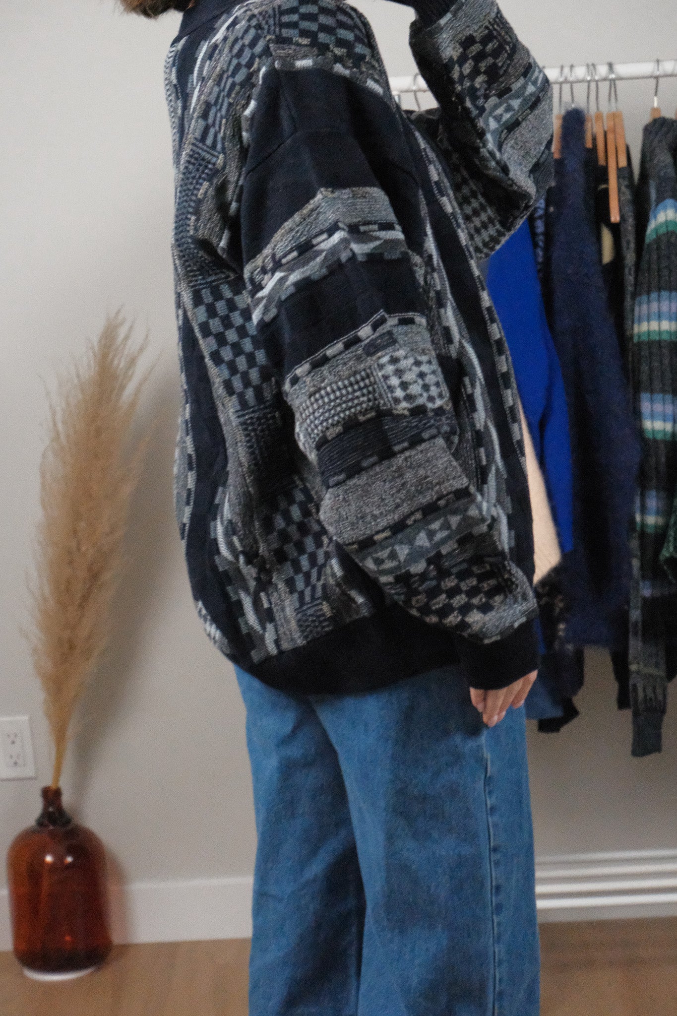 Made in Canada x Vintage x Wool Blend 3D Textured Cardigan (L/XL)