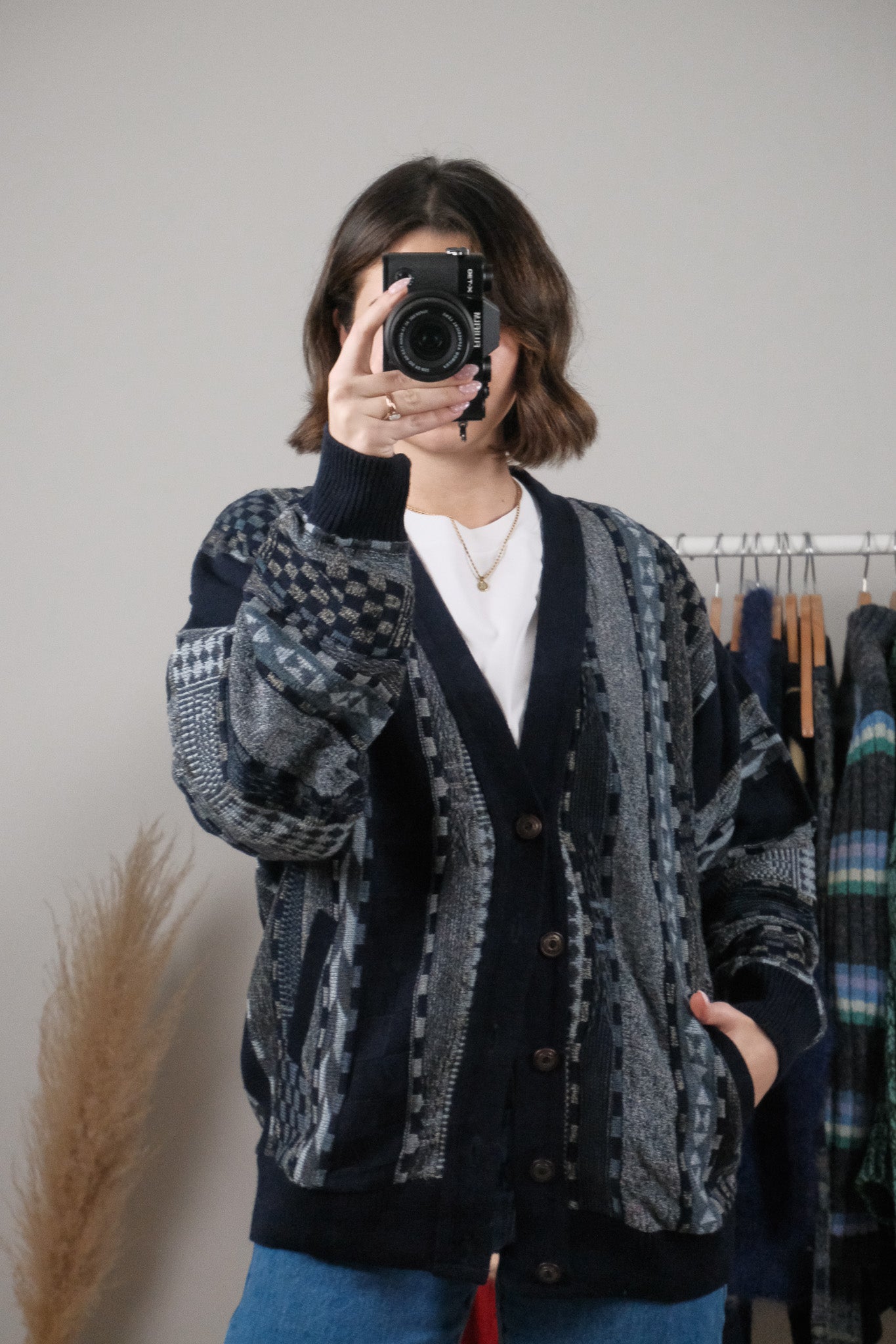 Made in Canada x Vintage x Wool Blend 3D Textured Cardigan (L/XL)