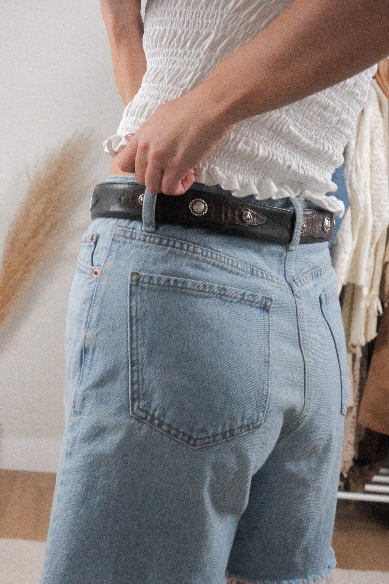 Vintage x Leather Studded Belt (M/L)