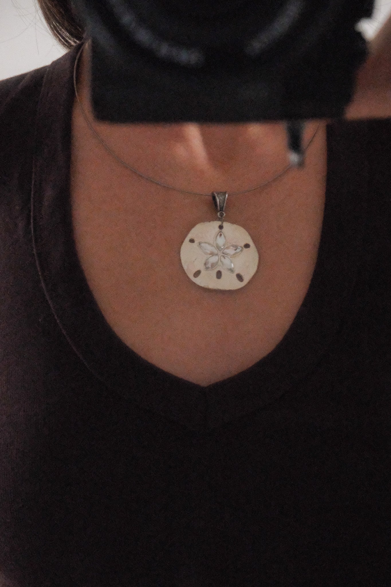 Vintage x Sand Dollar Chocker Necklace
