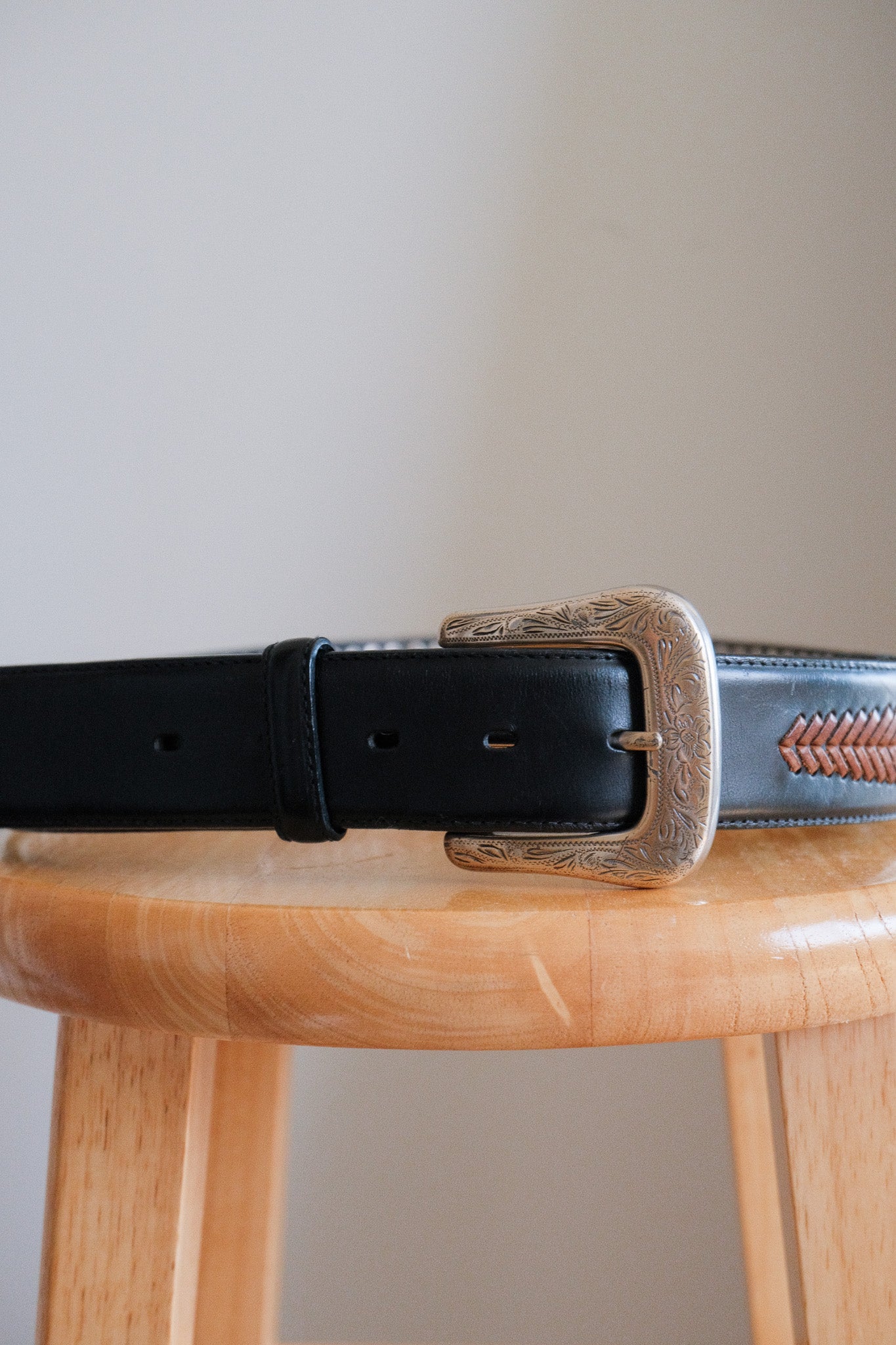 Vintage x Leather Textured Studded Belt (S/M)