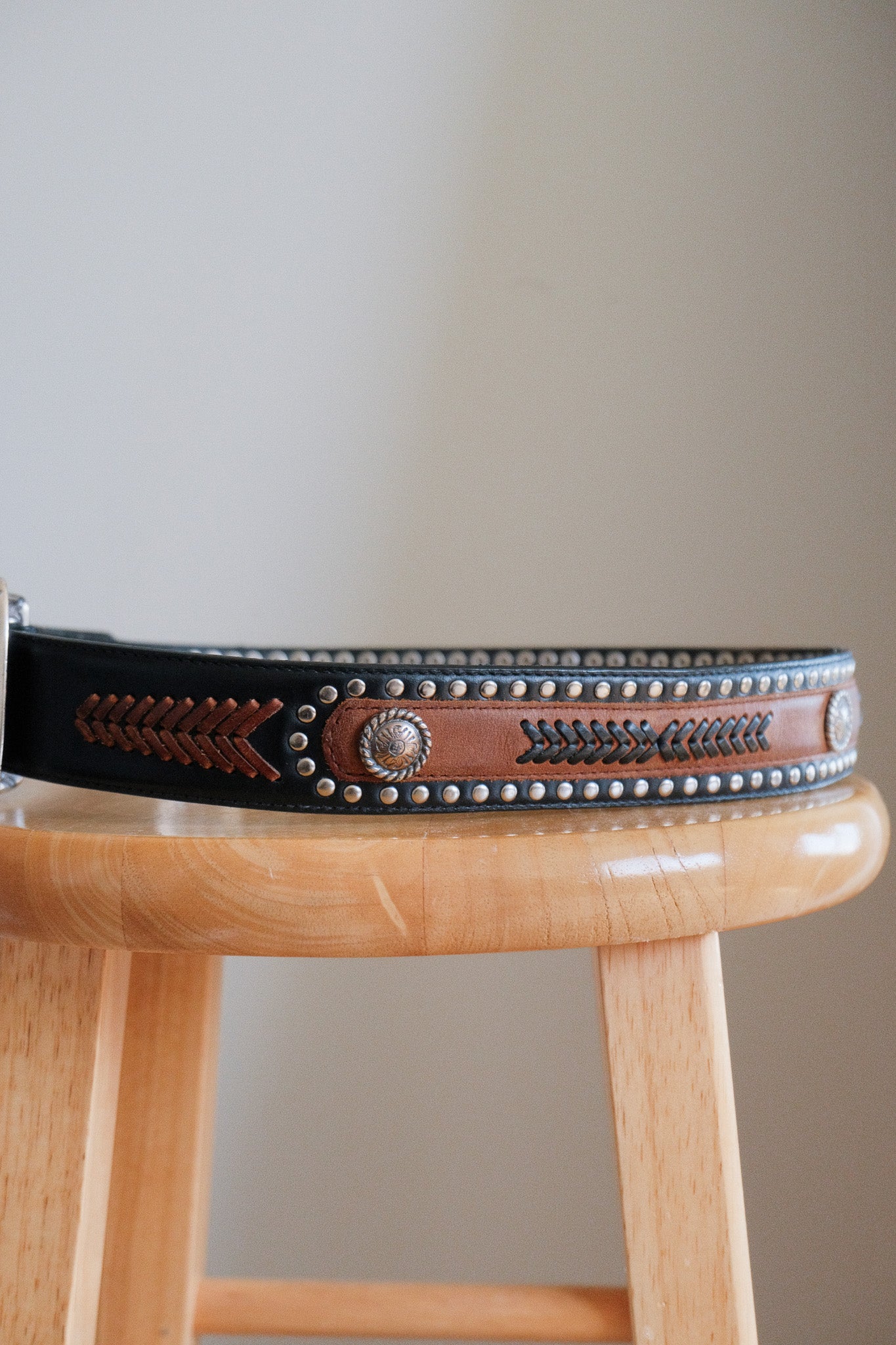 Vintage x Leather Textured Studded Belt (S/M)