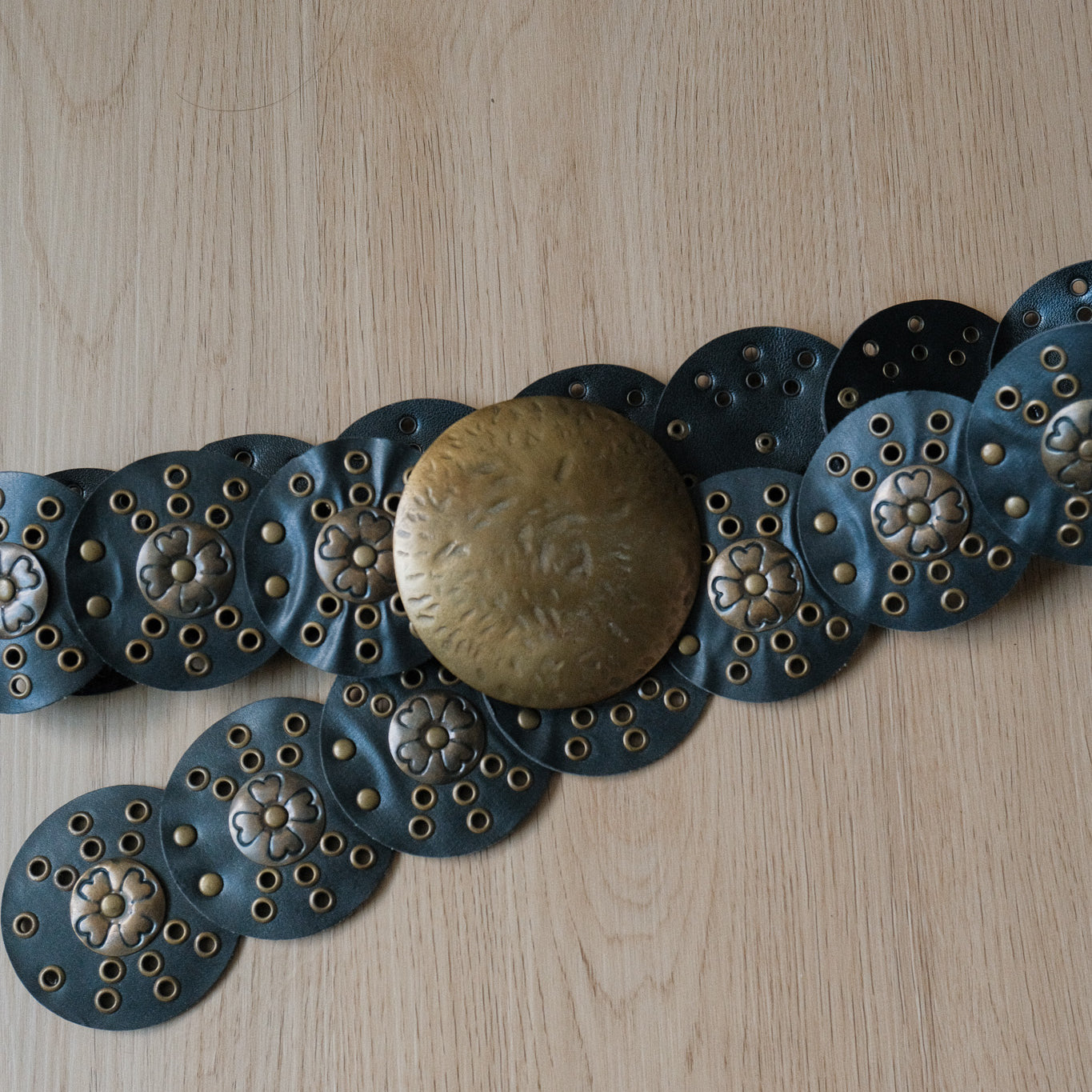 Faux Leather x Circle Statement Belt (S-L)
