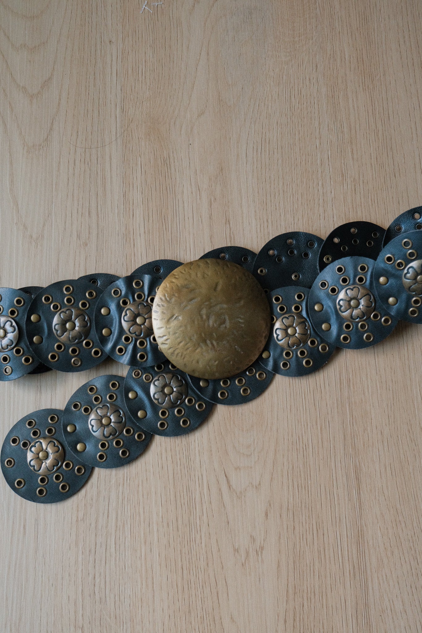 Faux Leather x Circle Statement Belt (S-L)