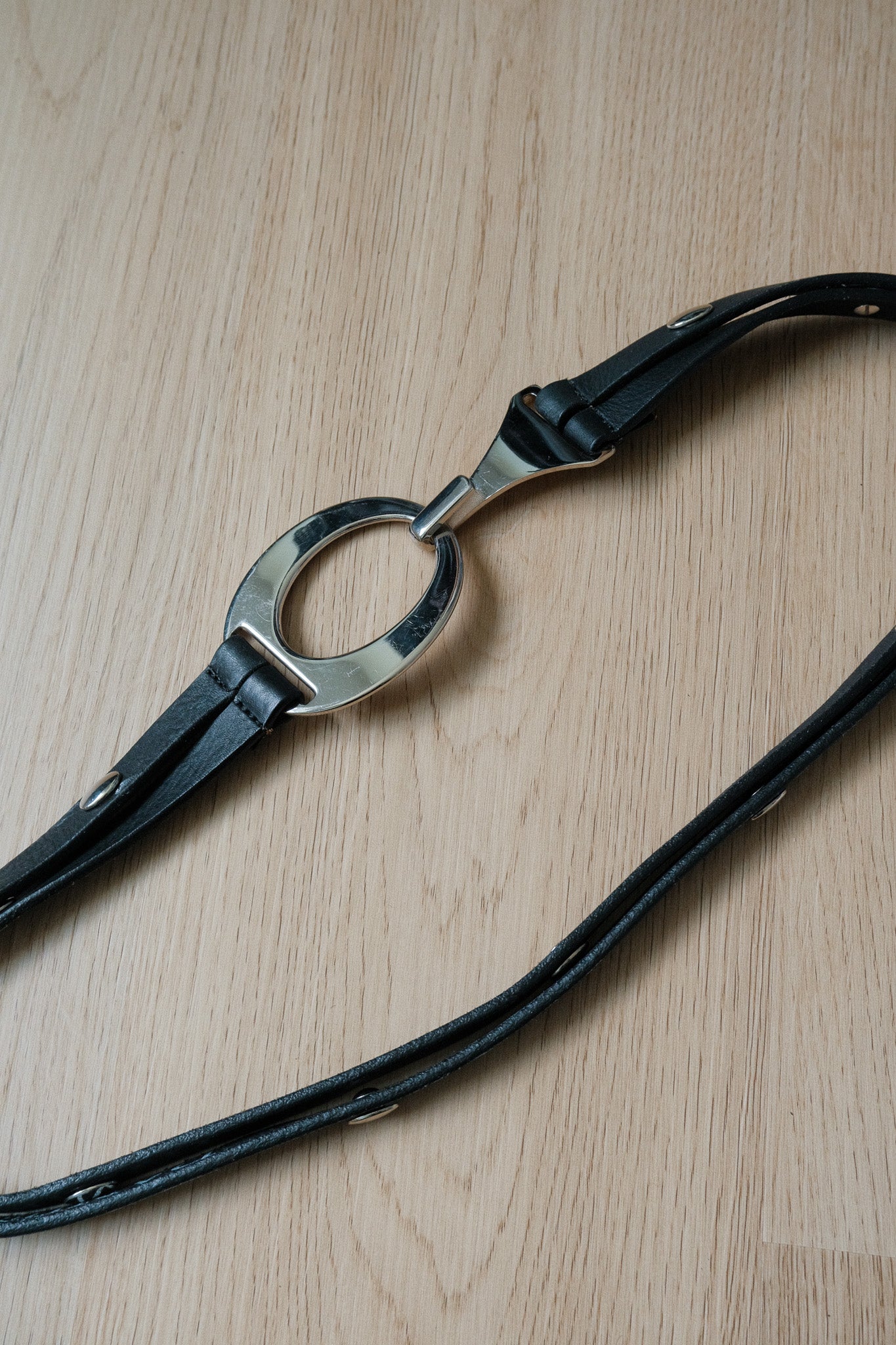 Made in Canada x Vintage x Danier Leather Clasp Belt (S/M)