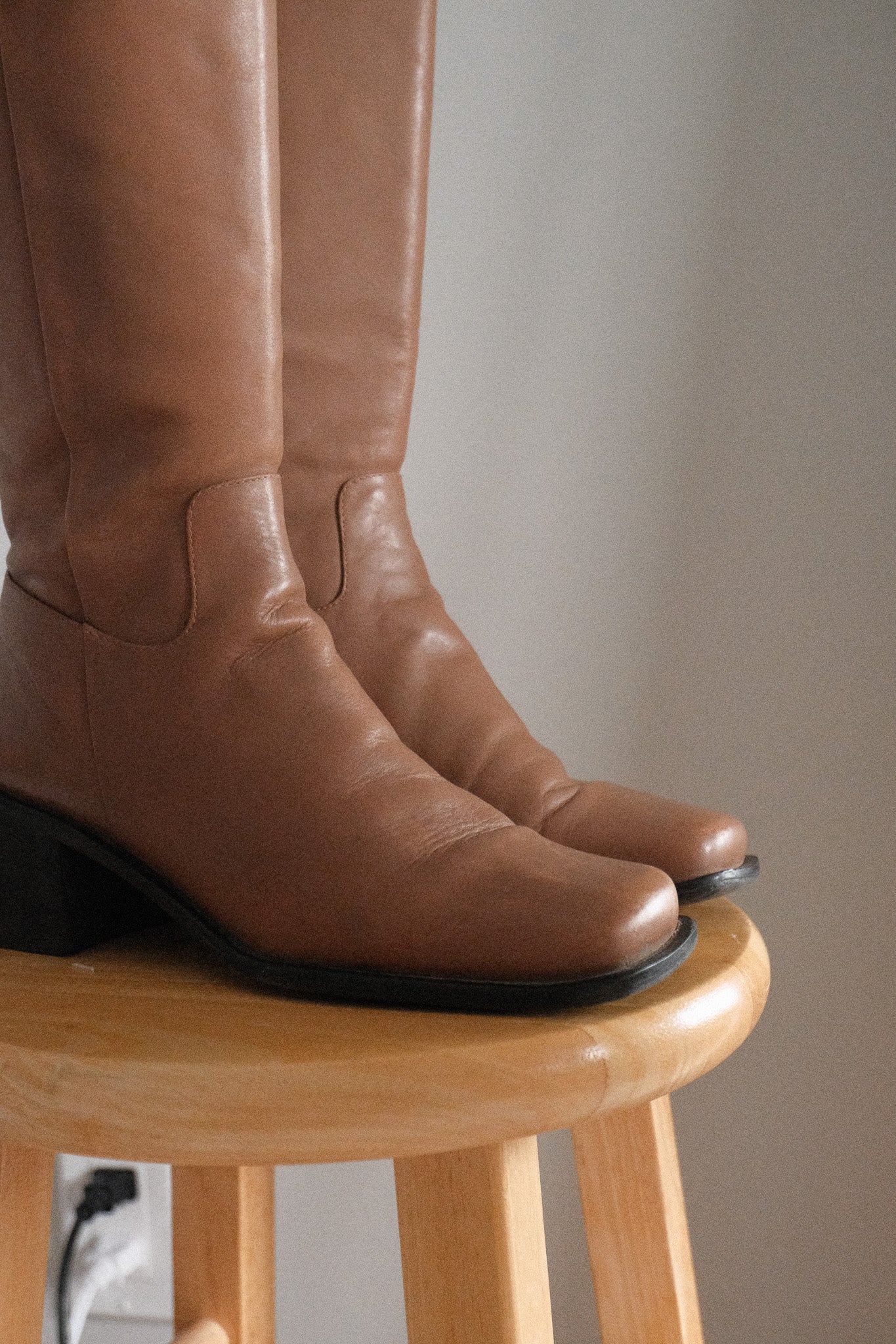 Vintage x Leather Boots (7.5)