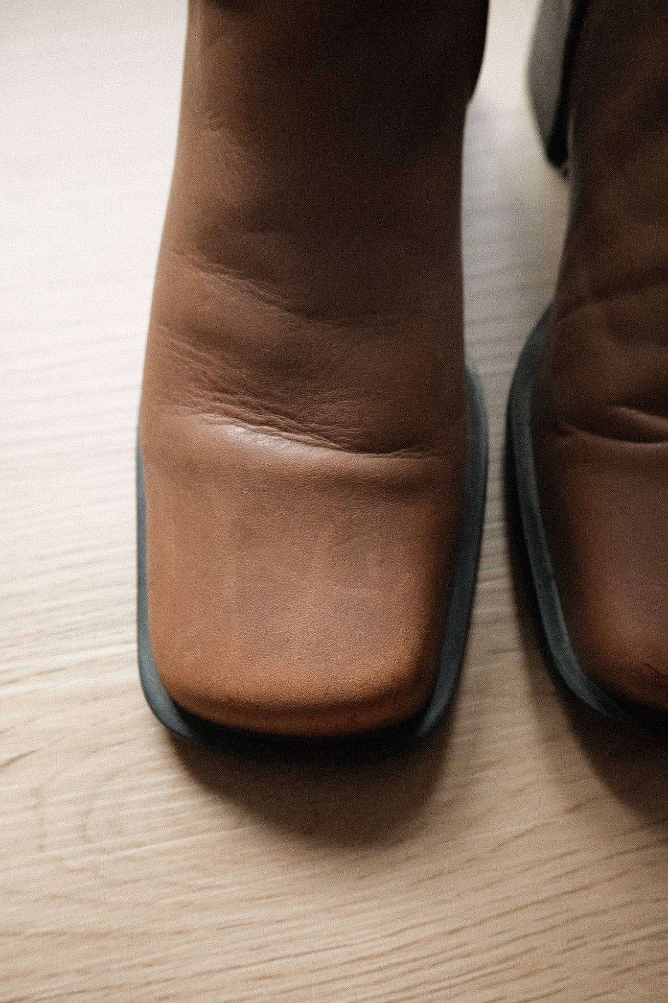 Vintage x Leather Boots (7.5)