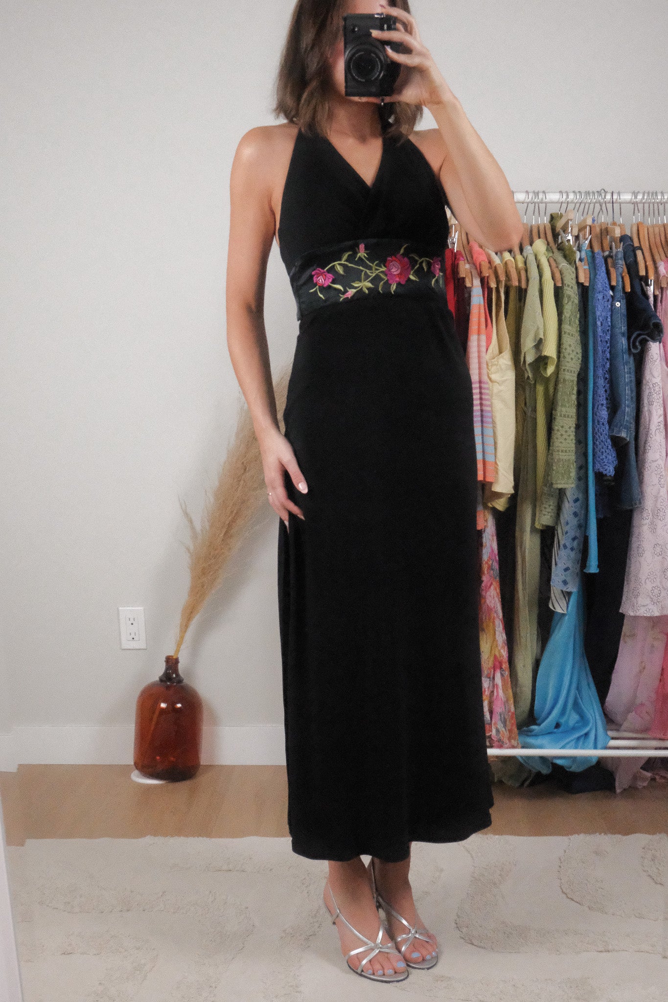 Made in USA x Vintage x Halter Embroidered Maxi Dress (XS/S)
