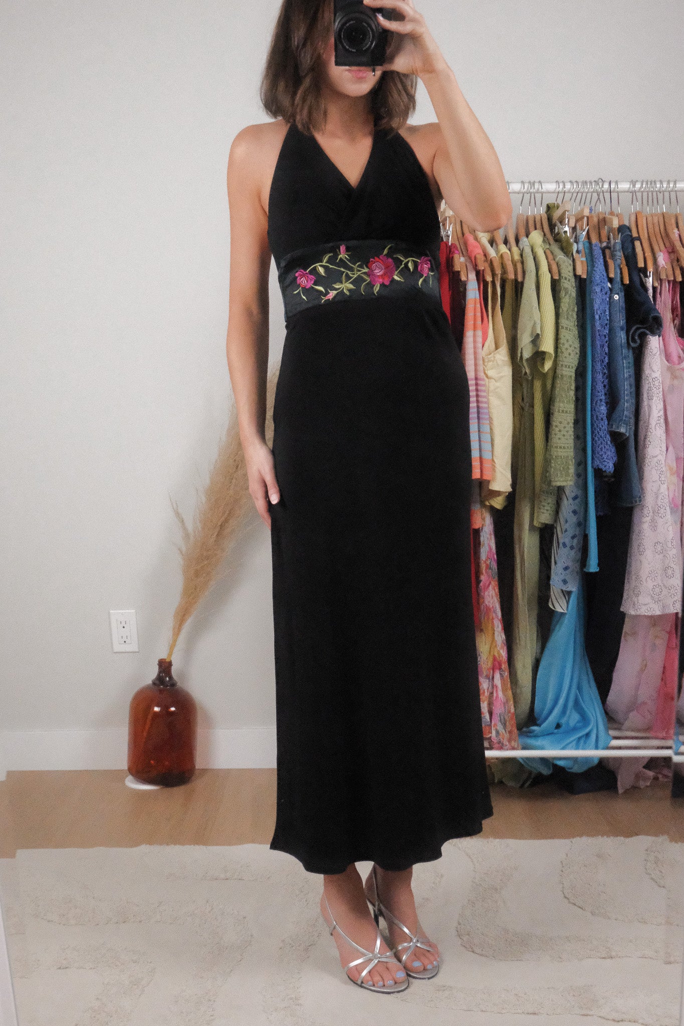 Made in USA x Vintage x Halter Embroidered Maxi Dress (XS/S)