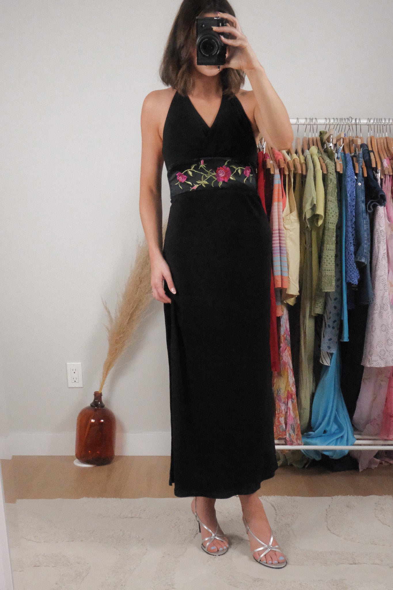 Made in USA x Vintage x Halter Embroidered Maxi Dress (XS/S)