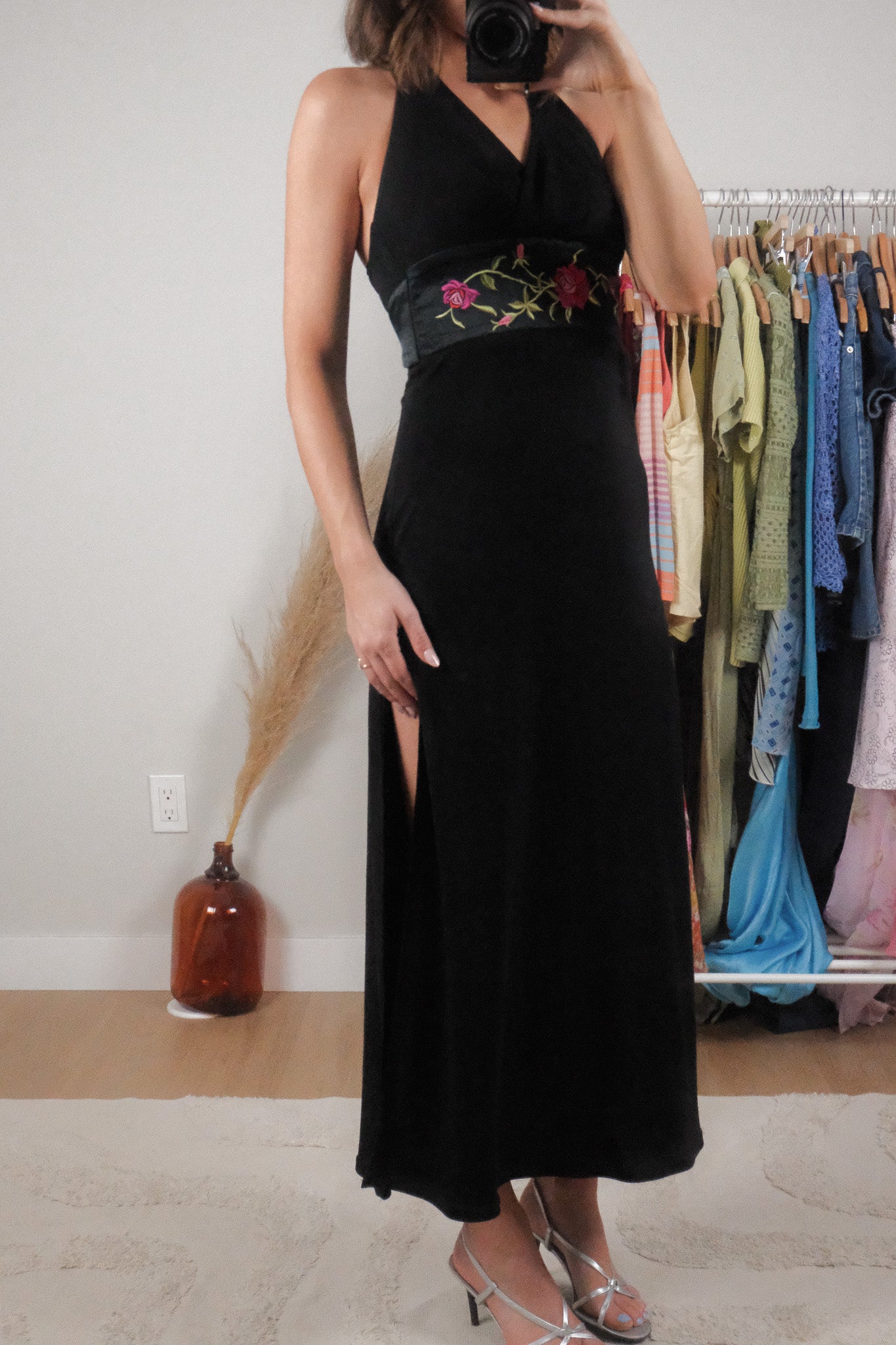 Made in USA x Vintage x Halter Embroidered Maxi Dress (XS/S)