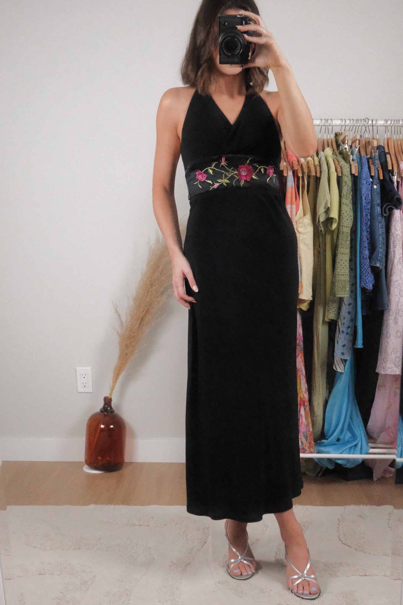 Made in USA x Vintage x Halter Embroidered Maxi Dress (XS/S)