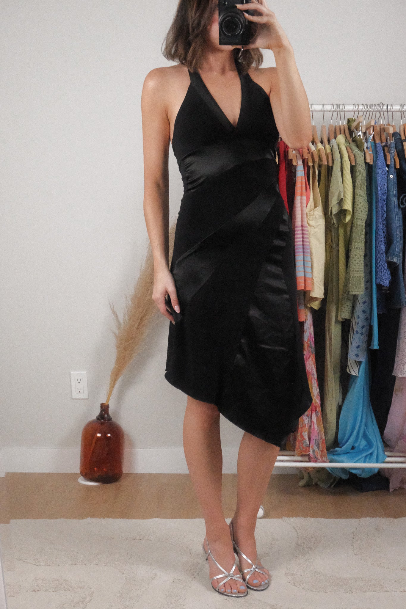 Made in Canada x Vintage x Halter Asymmetrical Midi Dress (6)
