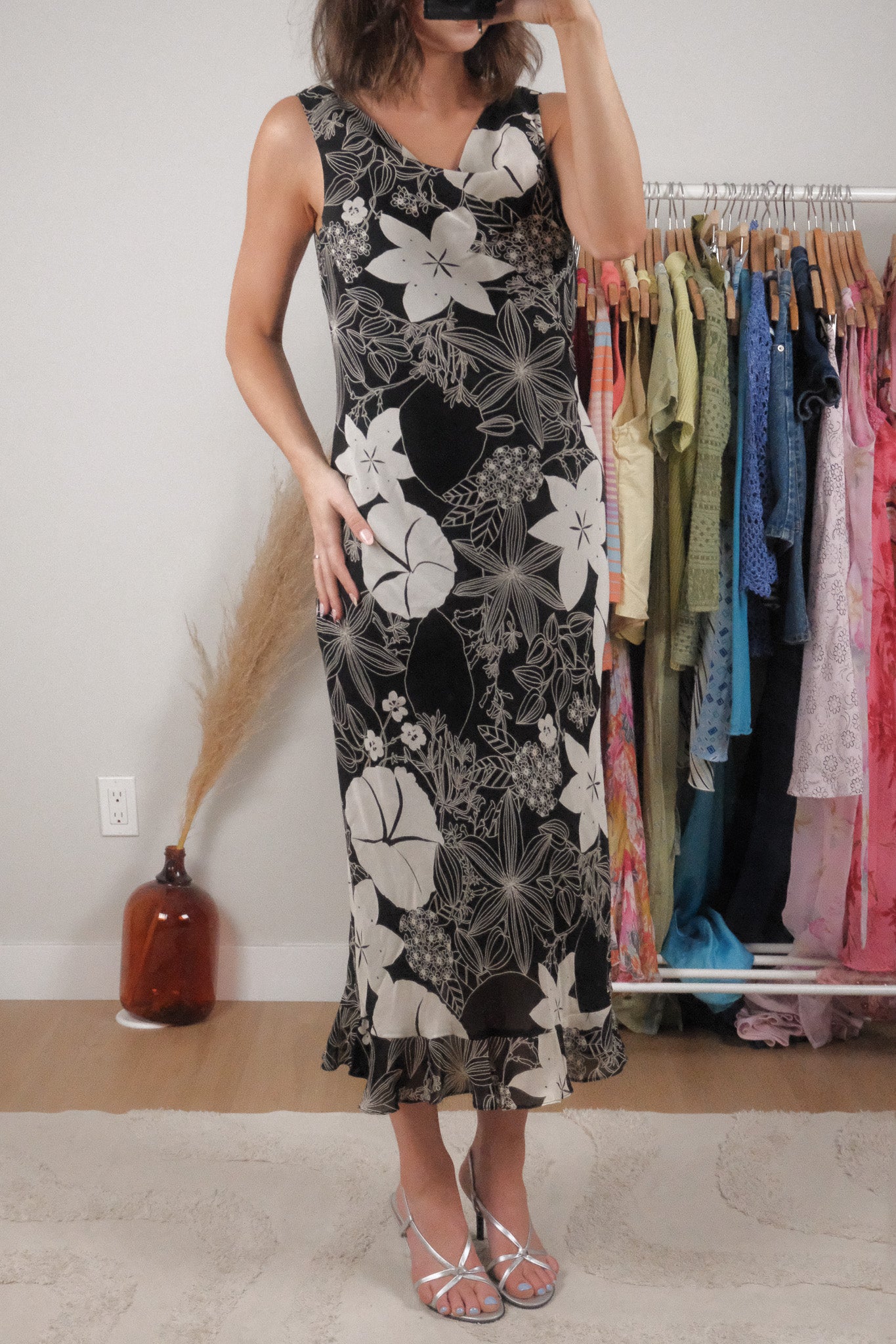 Made in Canada x Vintage x Cowlneck Patterned Maxi Dress (4-6)