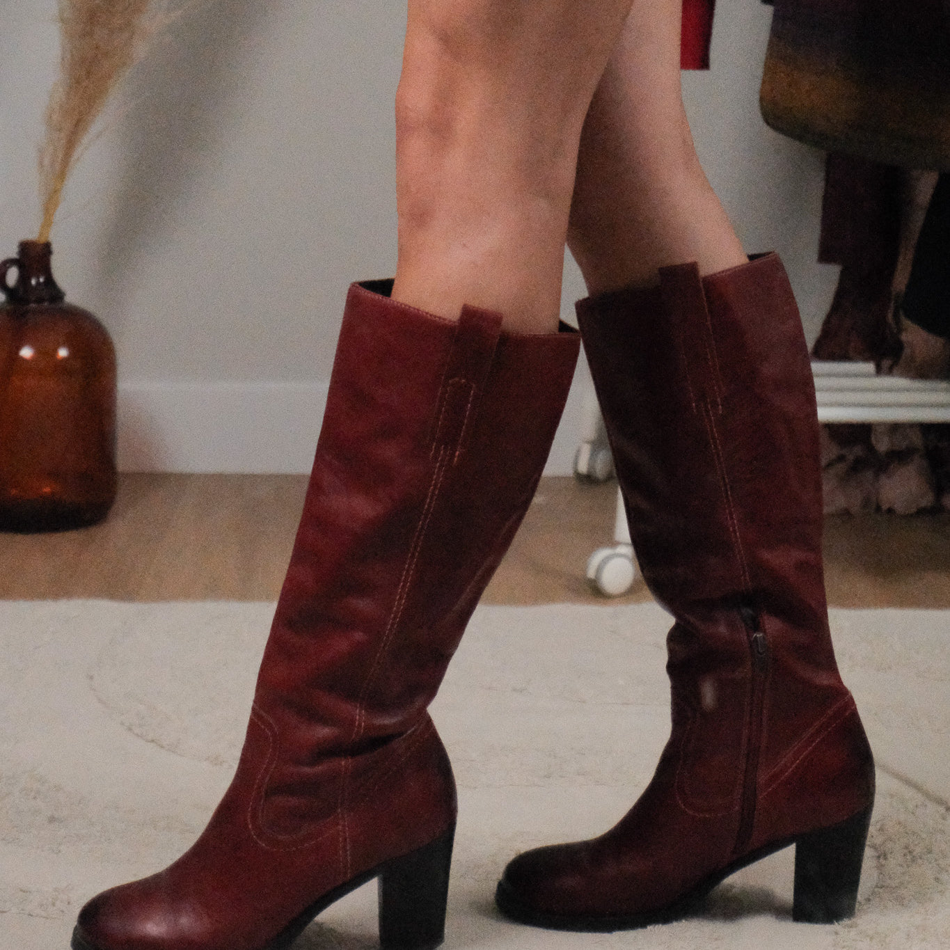 Vintage x Leather Boots (8.5/9)