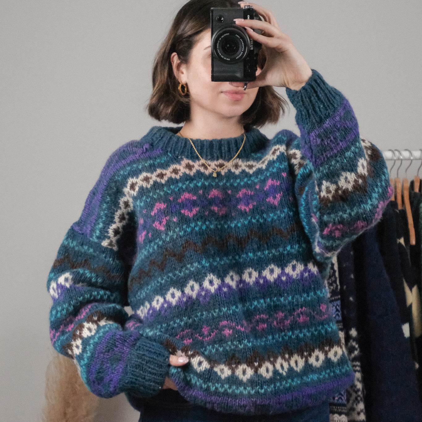 Made in Nepal x Vintage x Chunky Wool Patterned Sweter (L/XL)