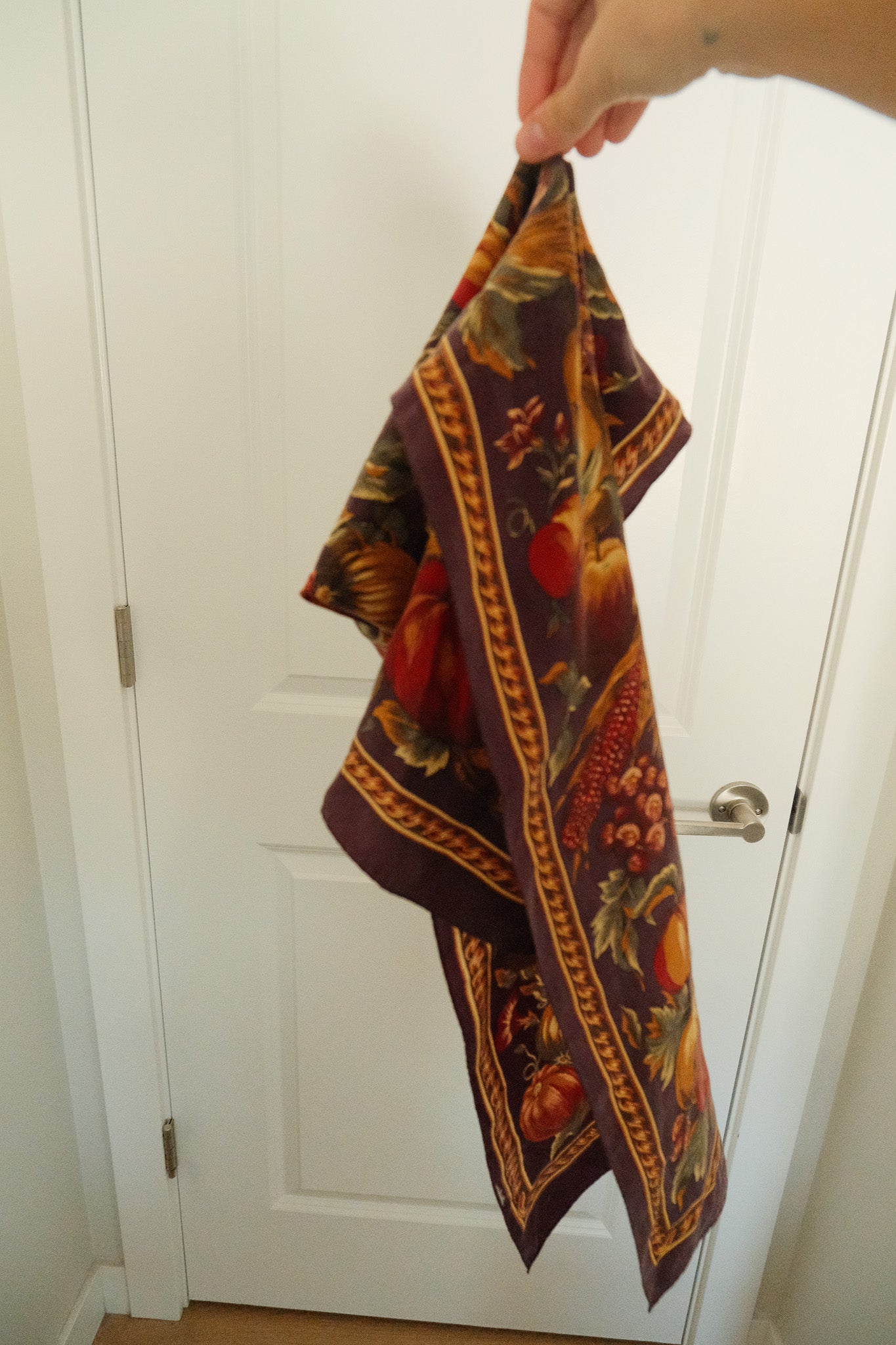 Vintage x Silk Patterned Scarf