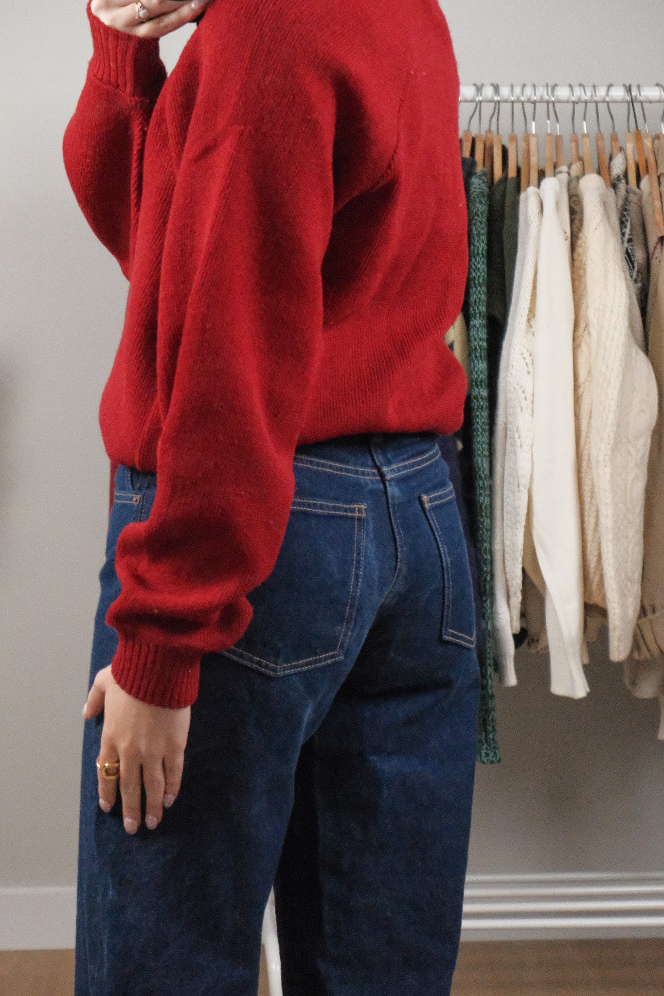 Made in Canada x Vintage x Wool Blend V-Neck (S/M)