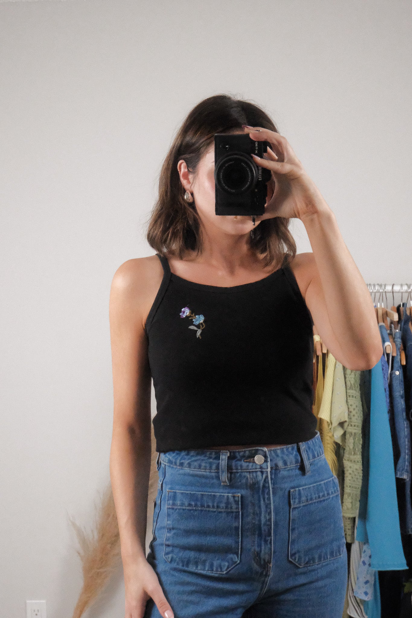 Made in Canada x Vintage x Embroidered Tank (XS)