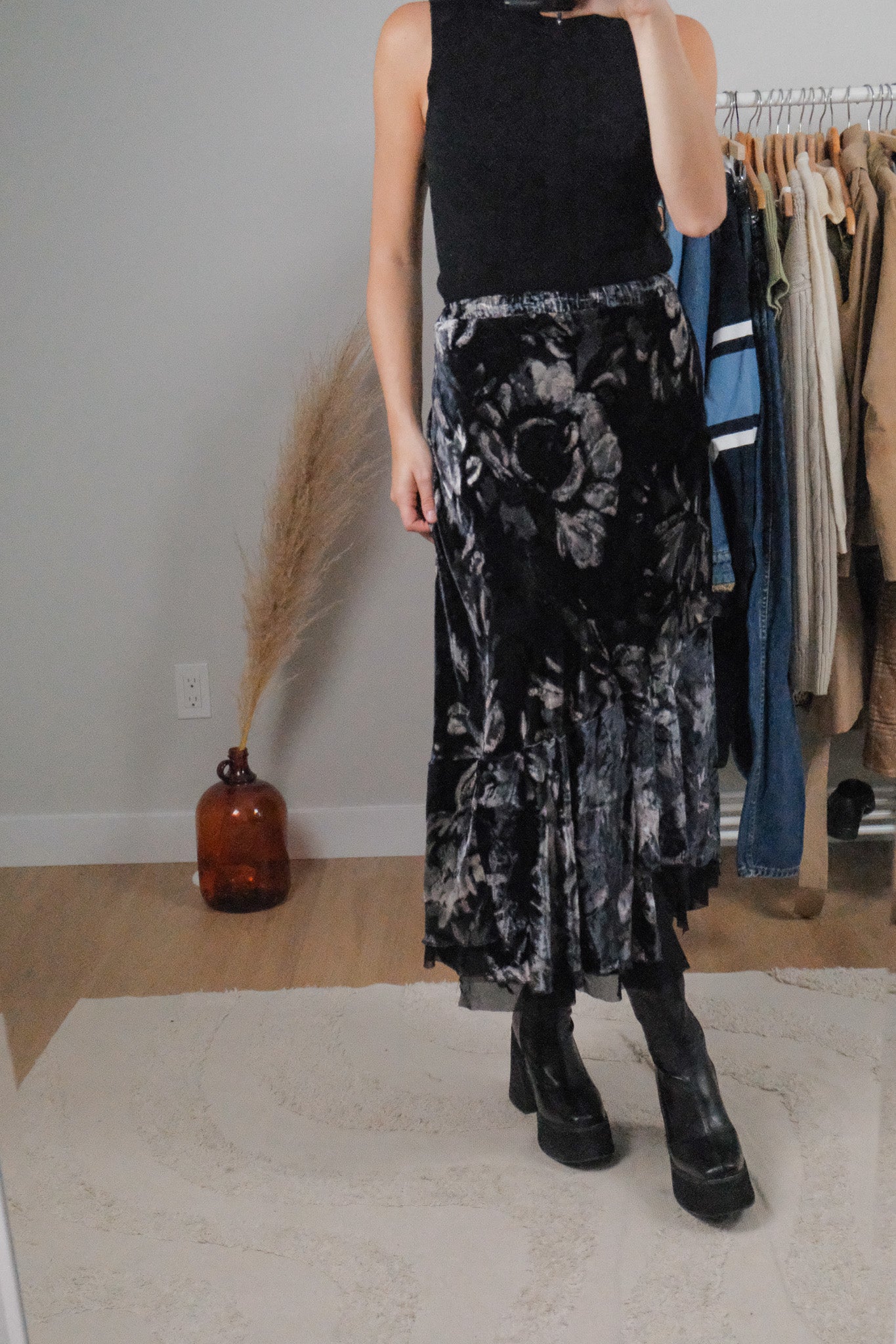 Vintage x Patterned Velvet Maxi Skirt (L)
