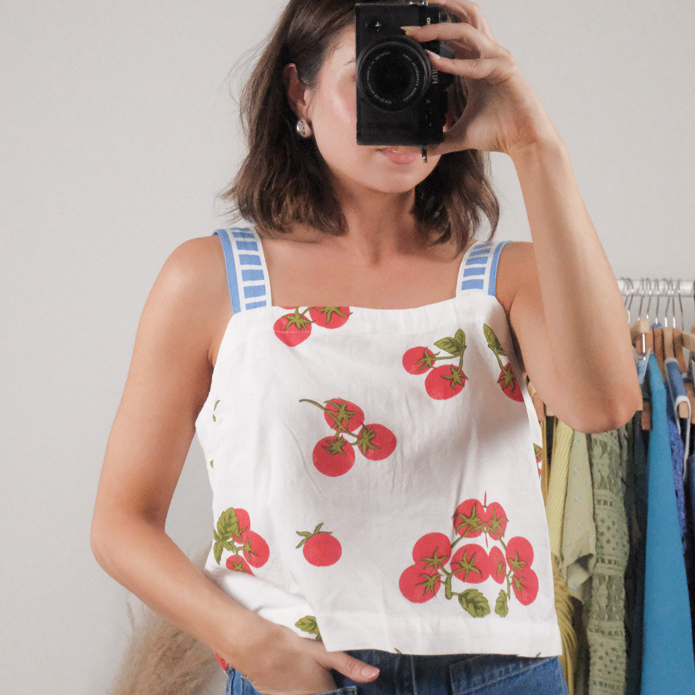 Modern x Tomato Cropped Tank (L)