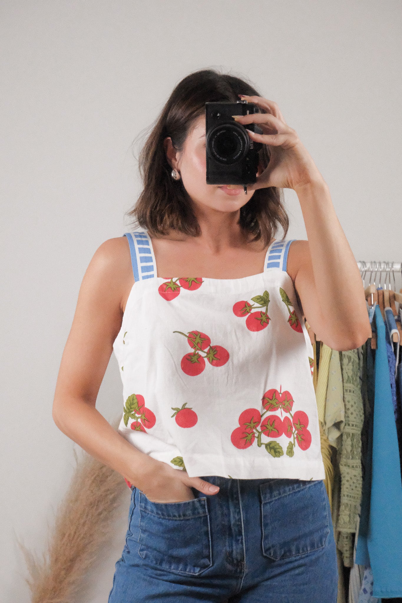 Modern x Tomato Cropped Tank (L)