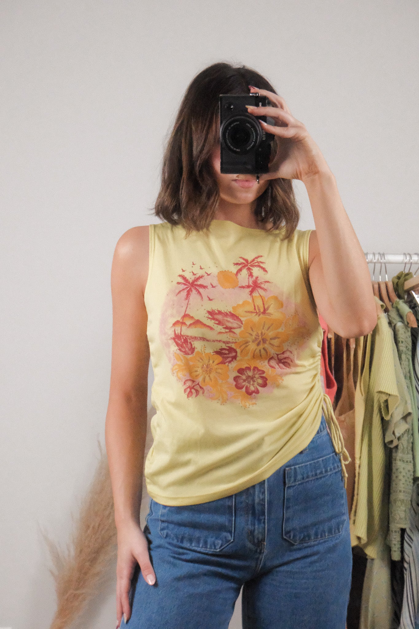 Made in Canada x Vintage x Graphic Top (M/L)