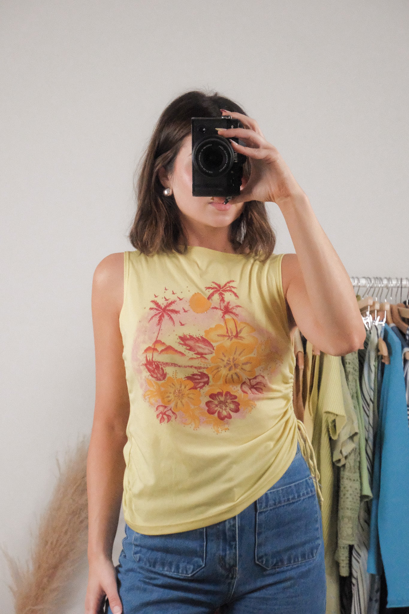 Made in Canada x Vintage x Graphic Top (M/L)