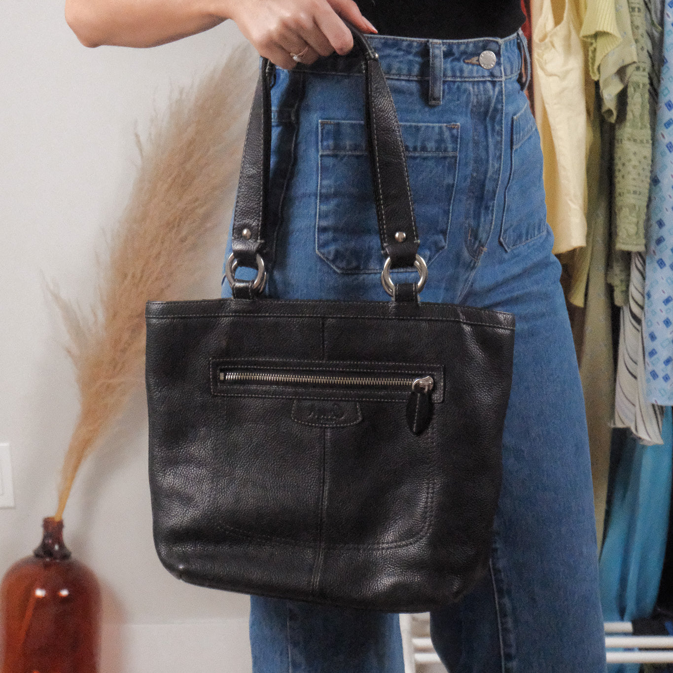 Vintage x Leather Coach Purse