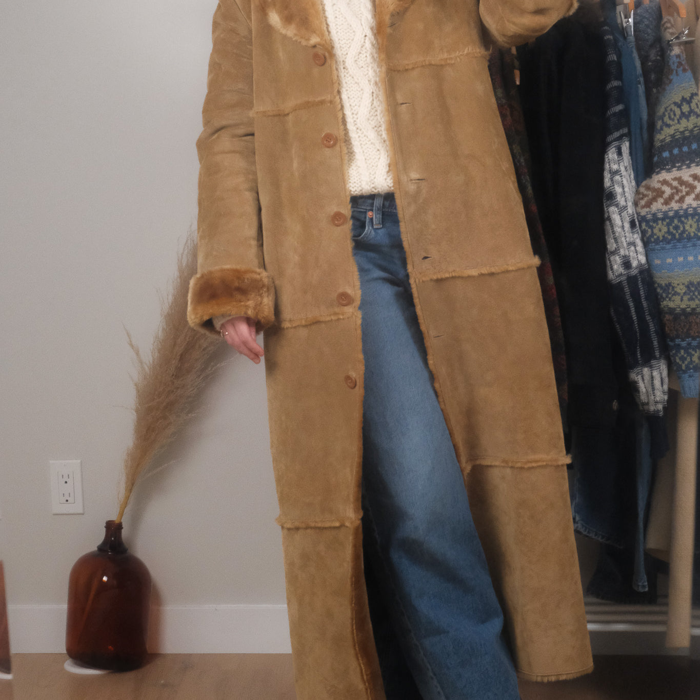 Vintage x Faux Fur Trim Genuine Suede Heavy Coat (M)