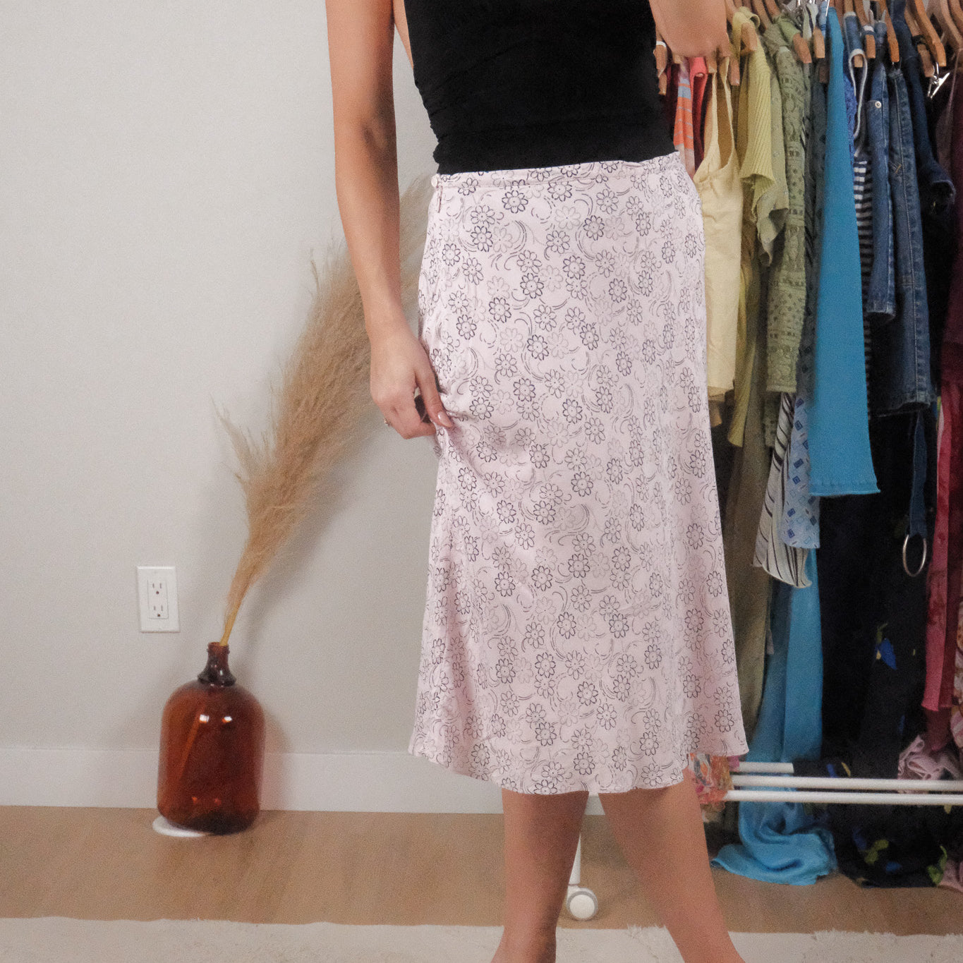 Vintage x Floral Midi Skirt (M)