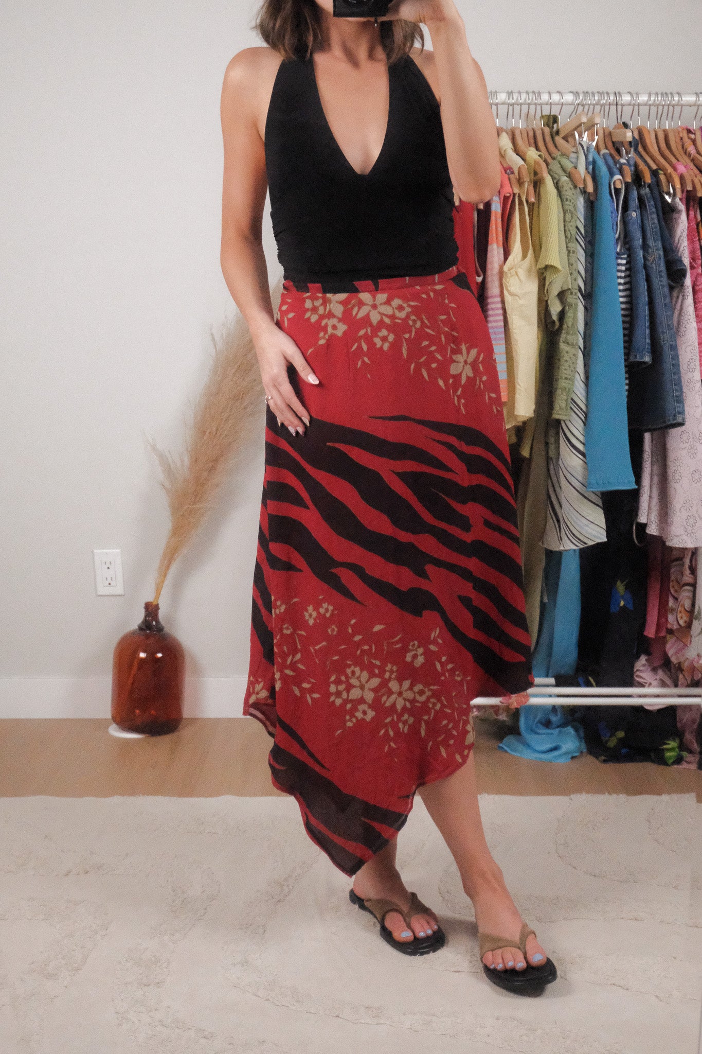 Vintage x Silk Asymmetrical Patterned Midi Skirt (2/4)