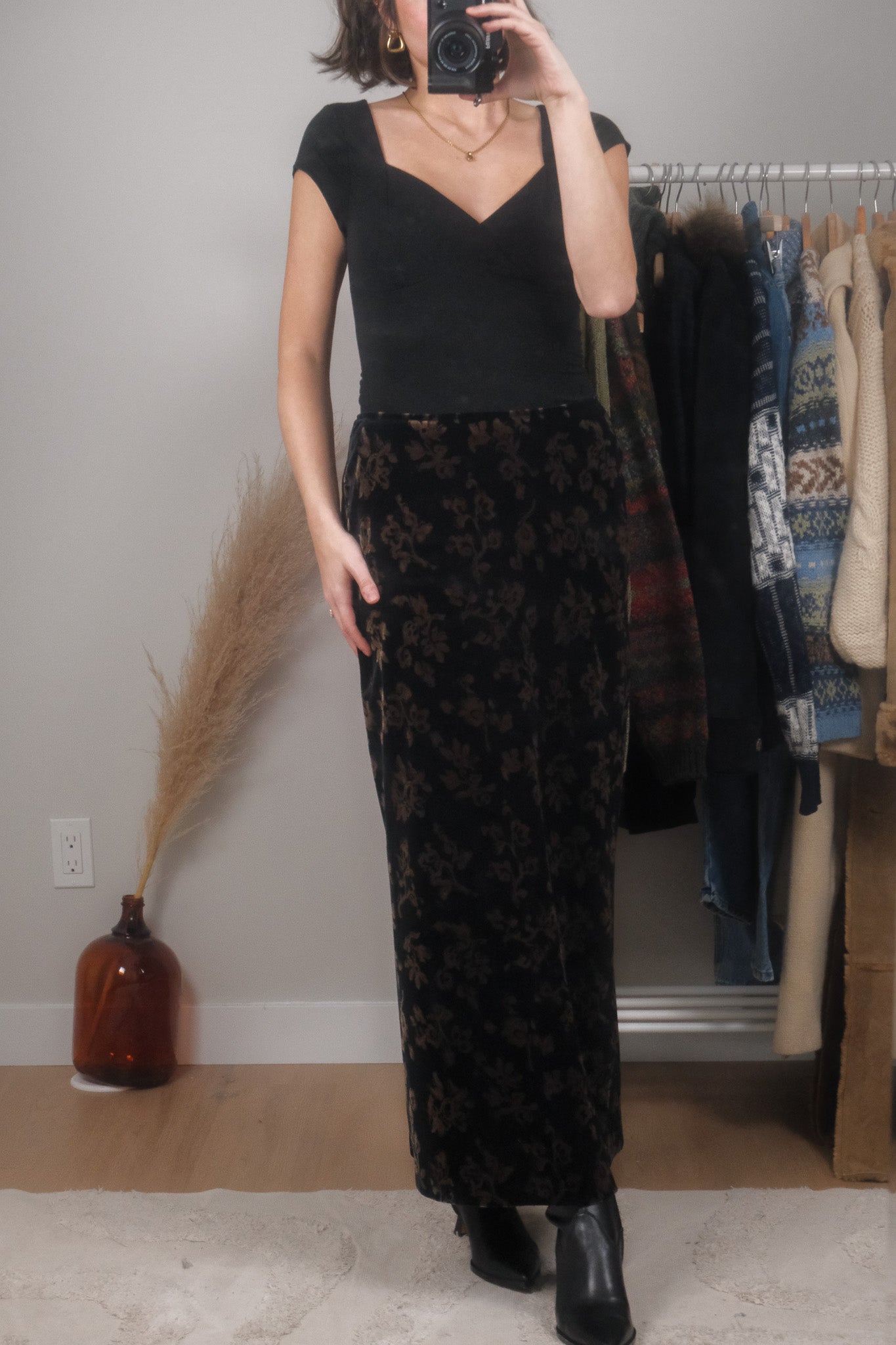 Made in Canada x Vintage x Velvet Patterned Maxi Skirt (8)