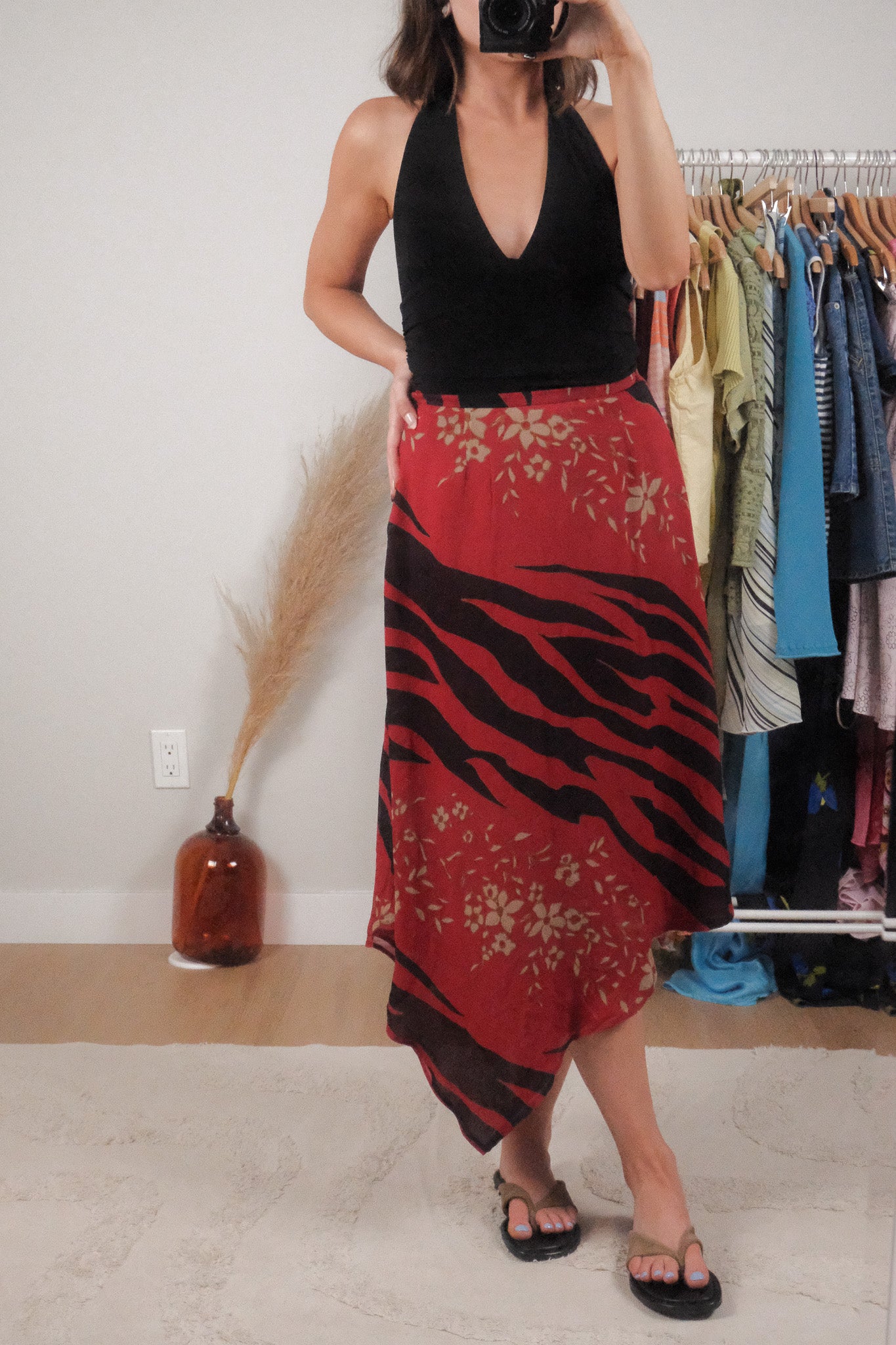 Vintage x Silk Asymmetrical Patterned Midi Skirt (2/4)