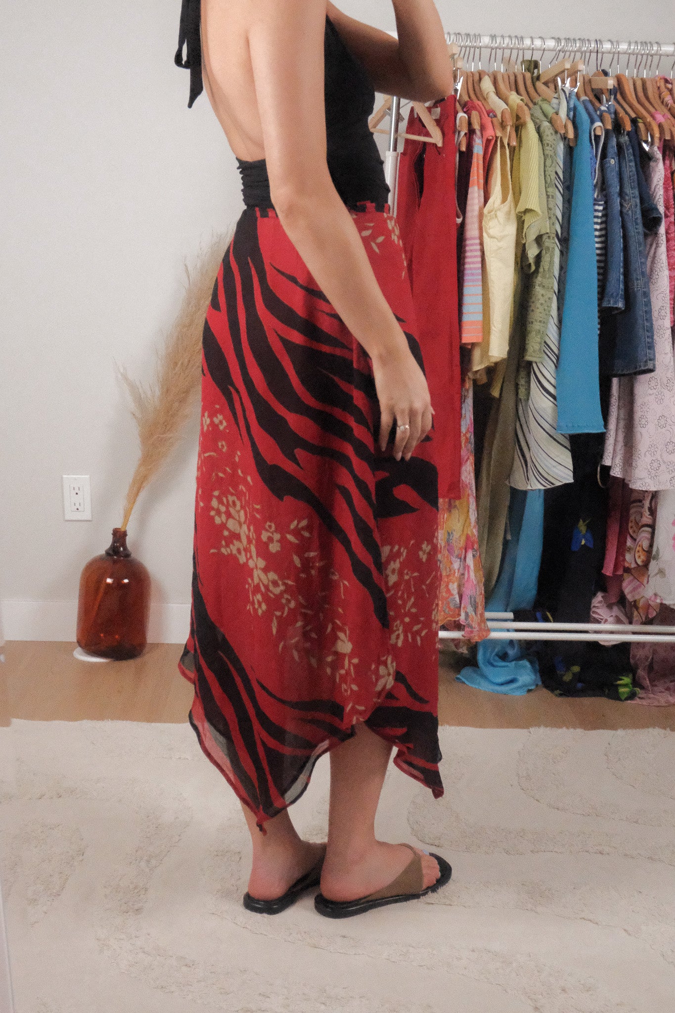 Vintage x Silk Asymmetrical Patterned Midi Skirt (2/4)