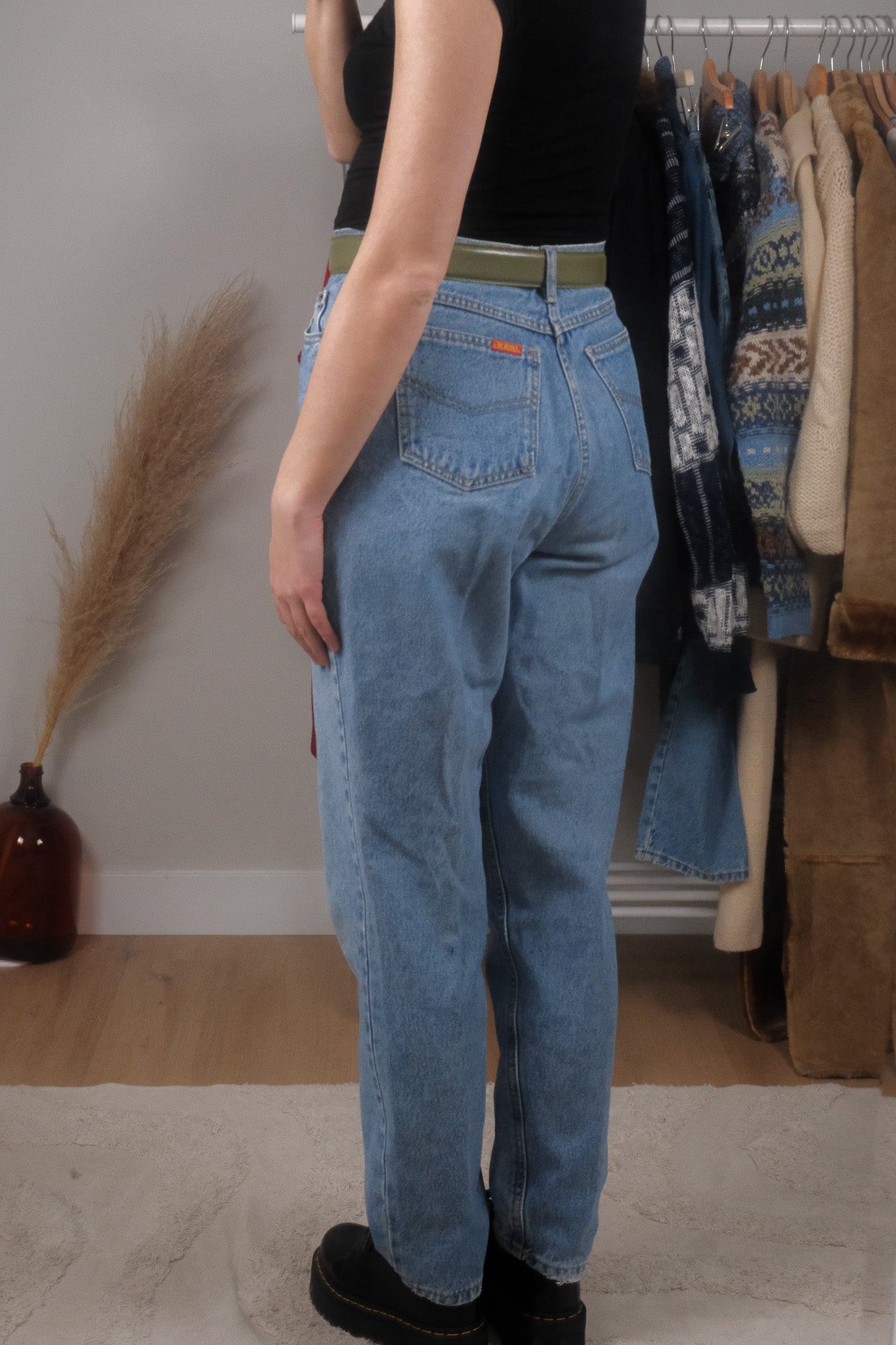 Vintage x Mom Jeans (6/8)