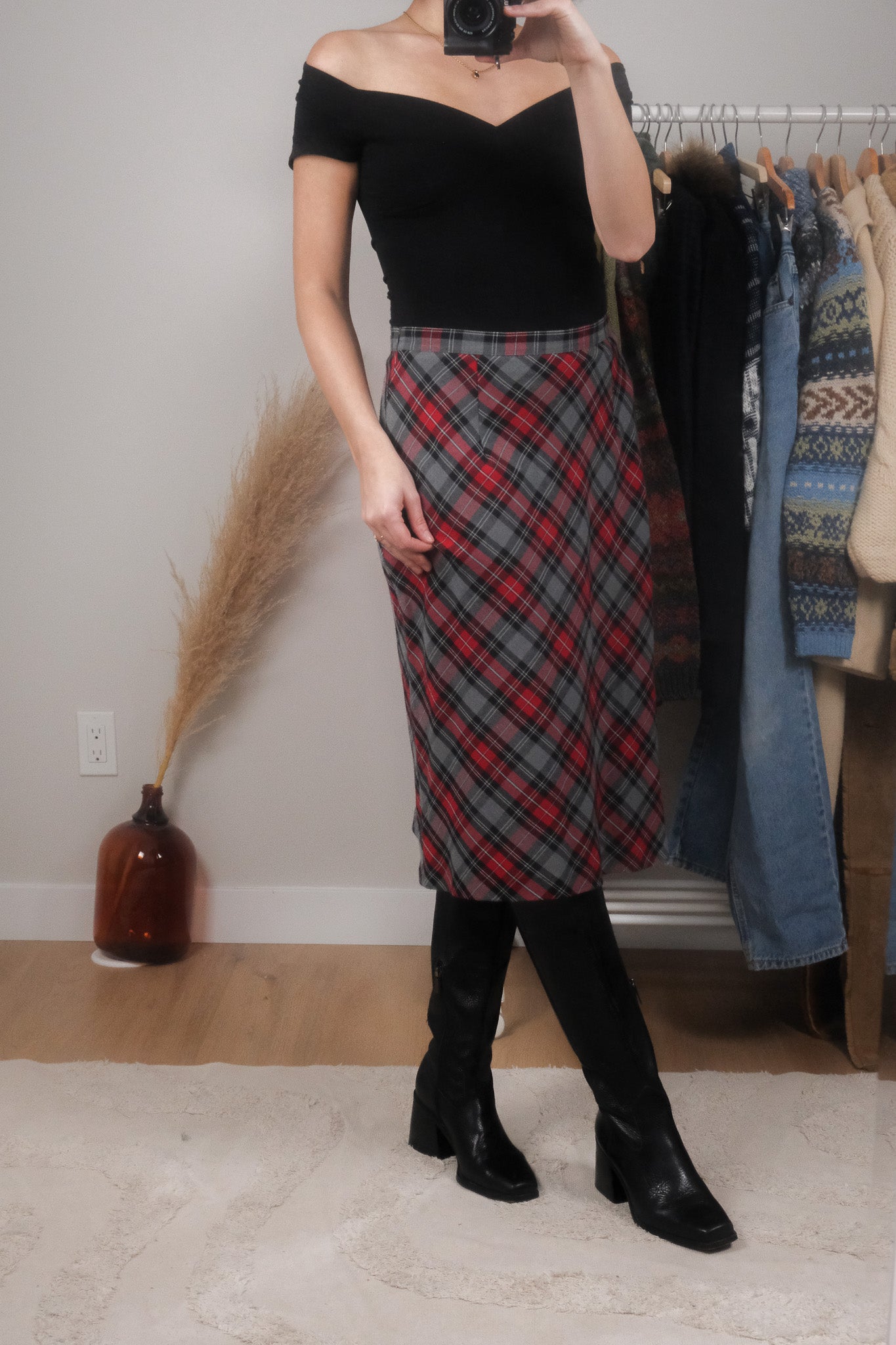 Made in Canada x Vintage x Plaid Midi Skirt (8)