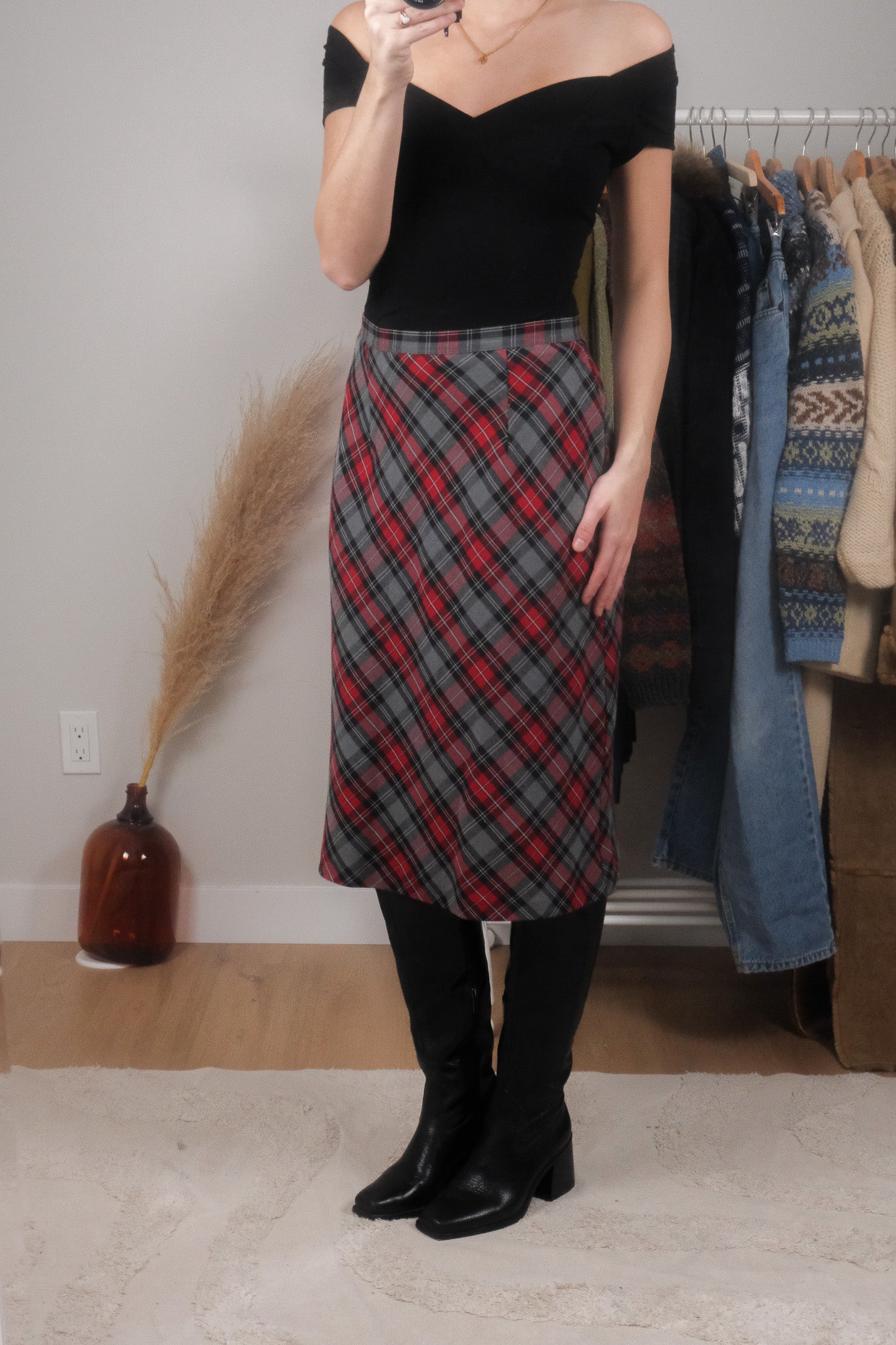 Made in Canada x Vintage x Plaid Midi Skirt (8)