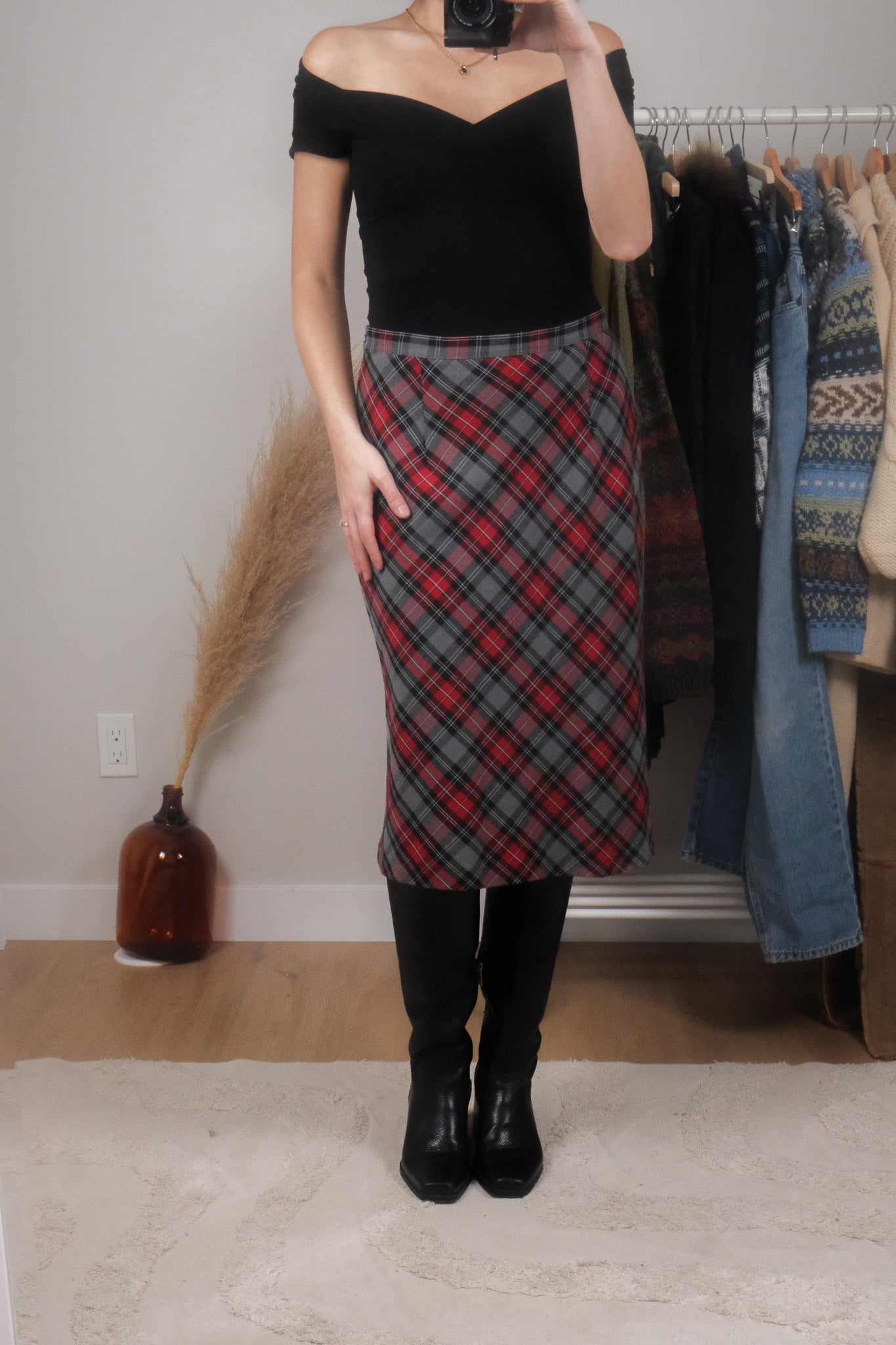 Made in Canada x Vintage x Plaid Midi Skirt (8)