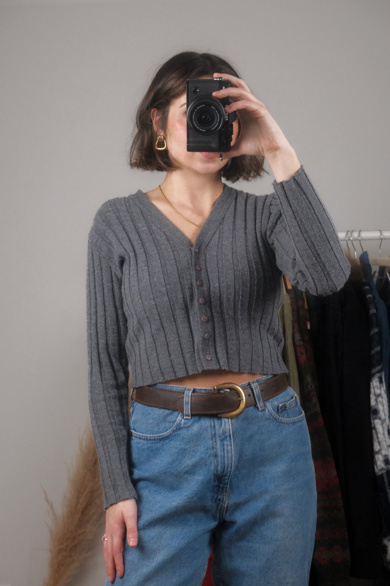 Made in Canada x Vintage x Cropped Ribbed Cardigan (XS/S)