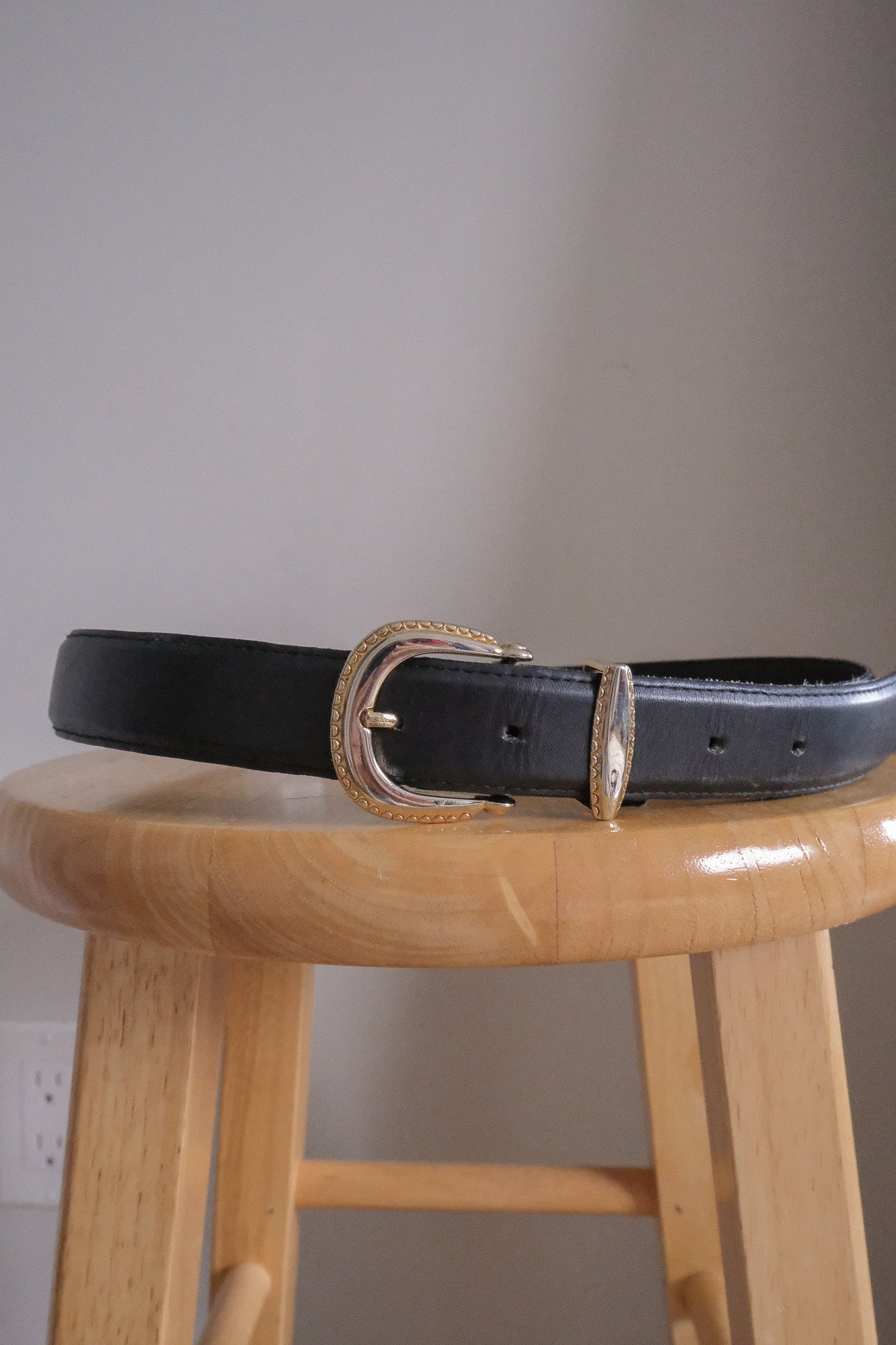 Vintage x Leather Belt (S/M)
