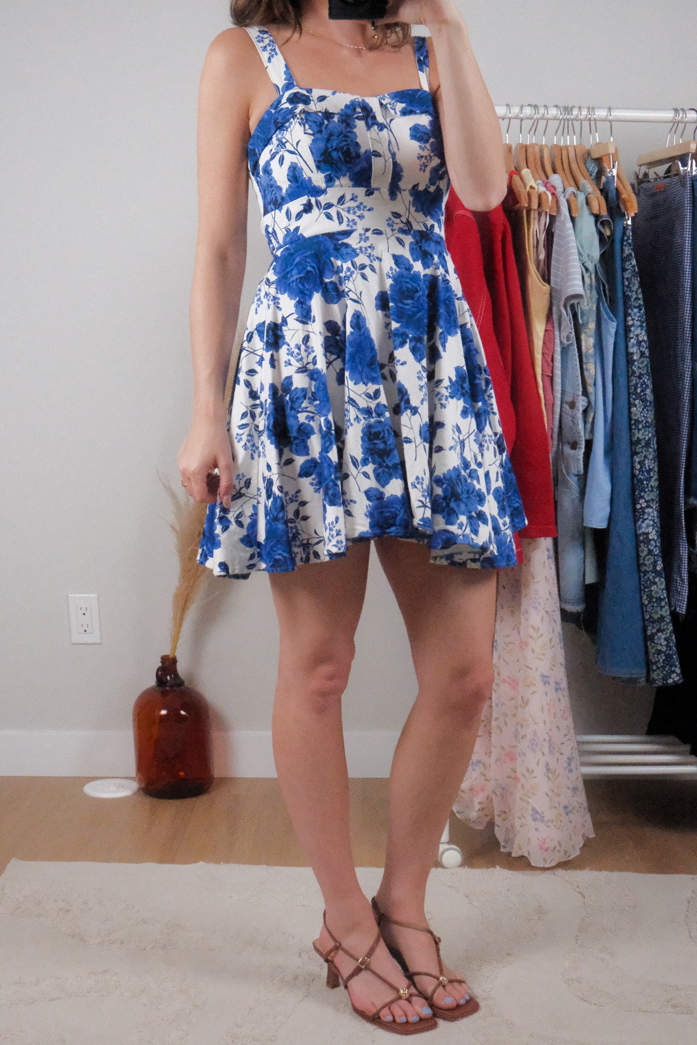 Made in USA x Vintage x Floral Mini Dress (2/4)