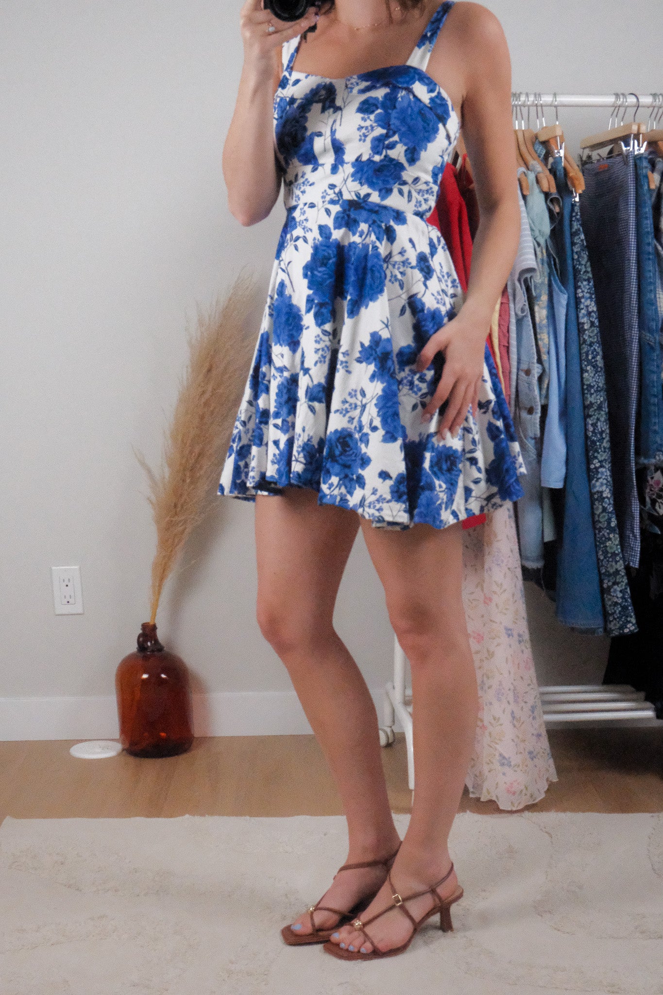 Made in USA x Vintage x Floral Mini Dress (2/4)