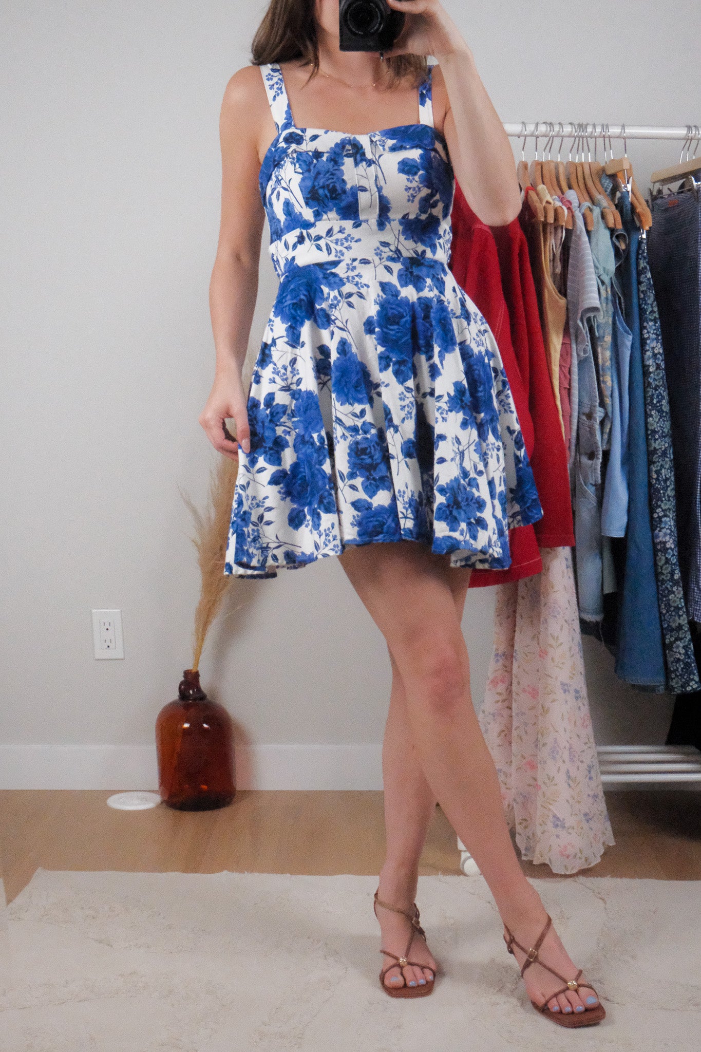 Made in USA x Vintage x Floral Mini Dress (2/4)